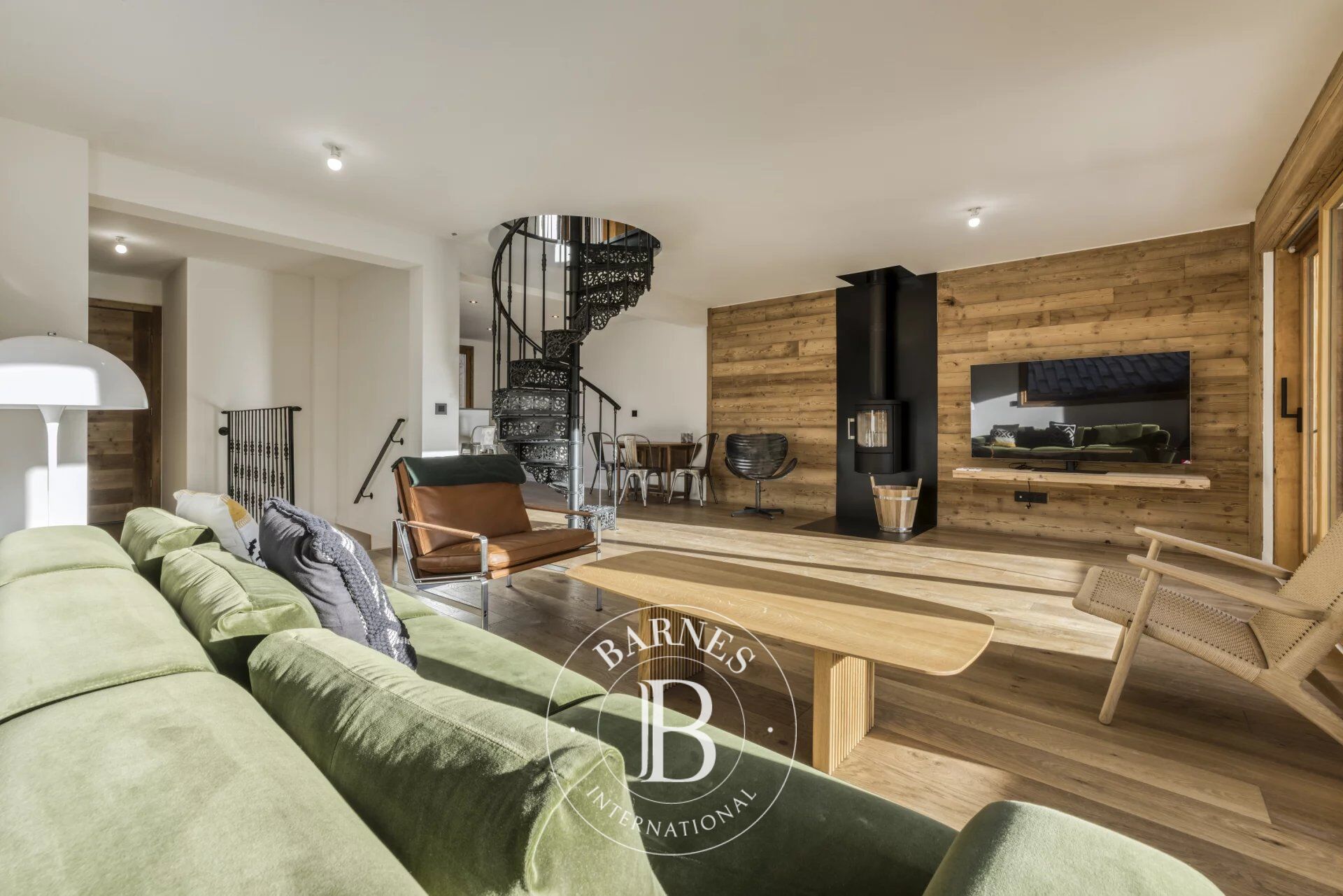 BARNES CHAMONIX - LES MOUILLES - 4 BEDROOM - GARDEN - MONT-BLANC VIEWS - picture 3