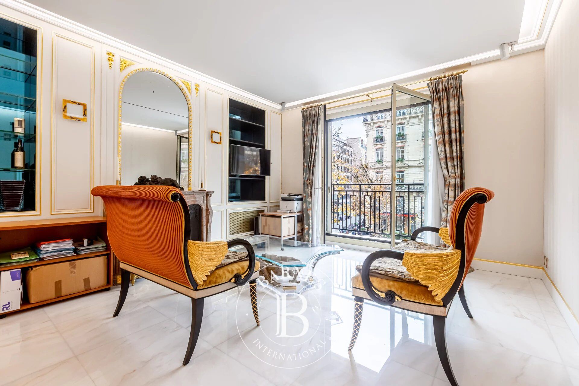 Piso Paris 8ème - picture 1