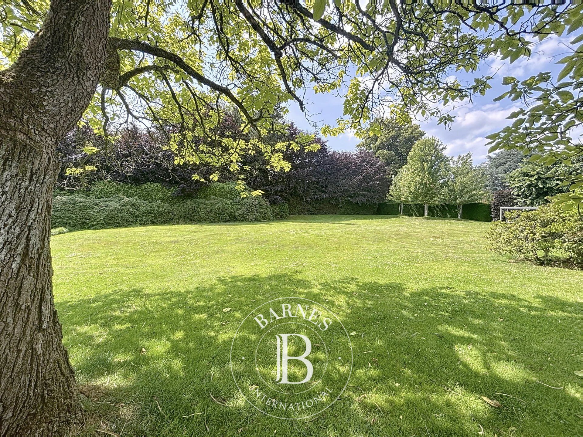 Uccle - Fort Jaco - Magnificent villa with garden and swimming pool - picture 2