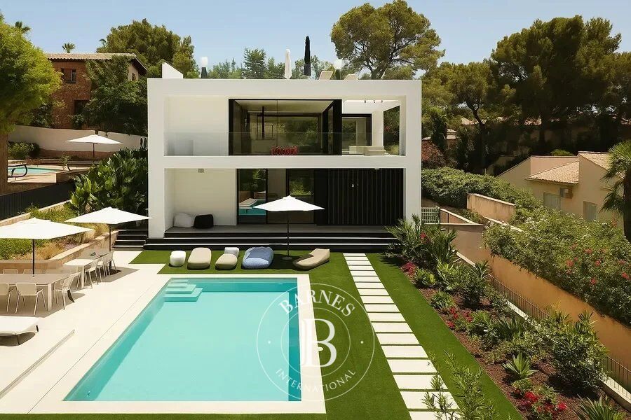 Villa contemporaine de cinq chambres avec vue panoramique sur la mer à Bendinat - picture 1