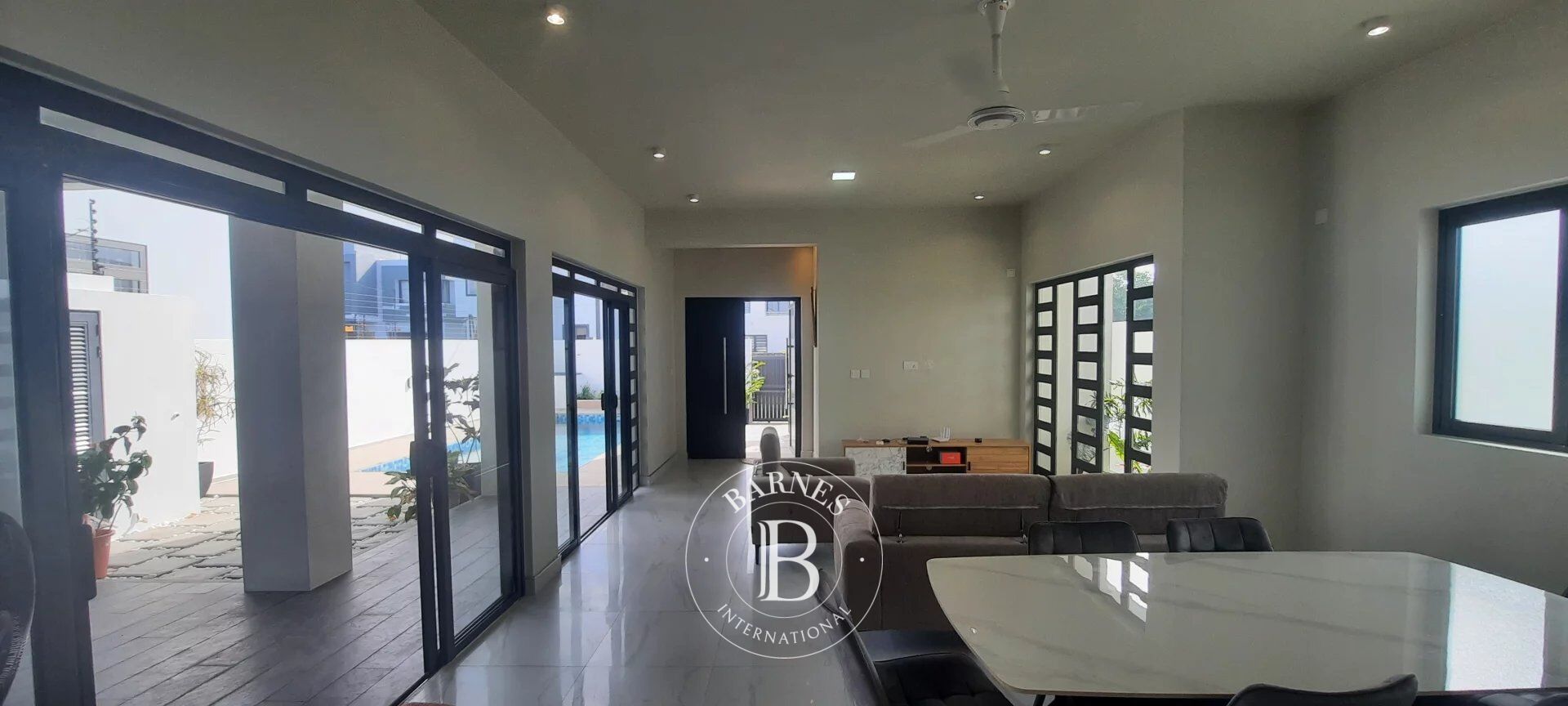 GRAND BAIE - Maison neuve avec 4 chambres - picture 3