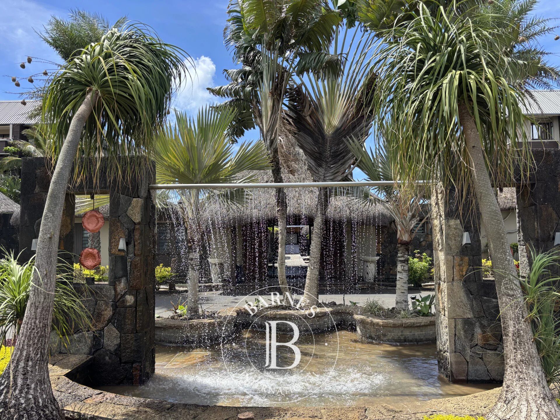 Piso Grand Baie - picture 1