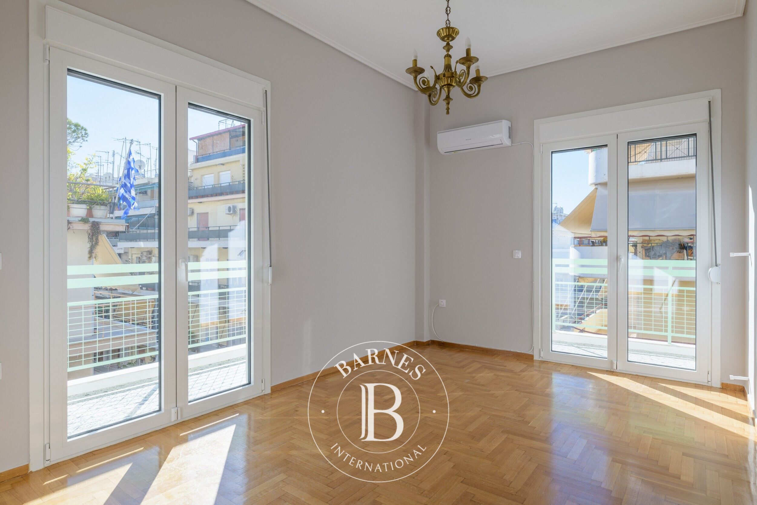 Appartement de Bureau Rénové - Kypseli, Athènes - picture 2