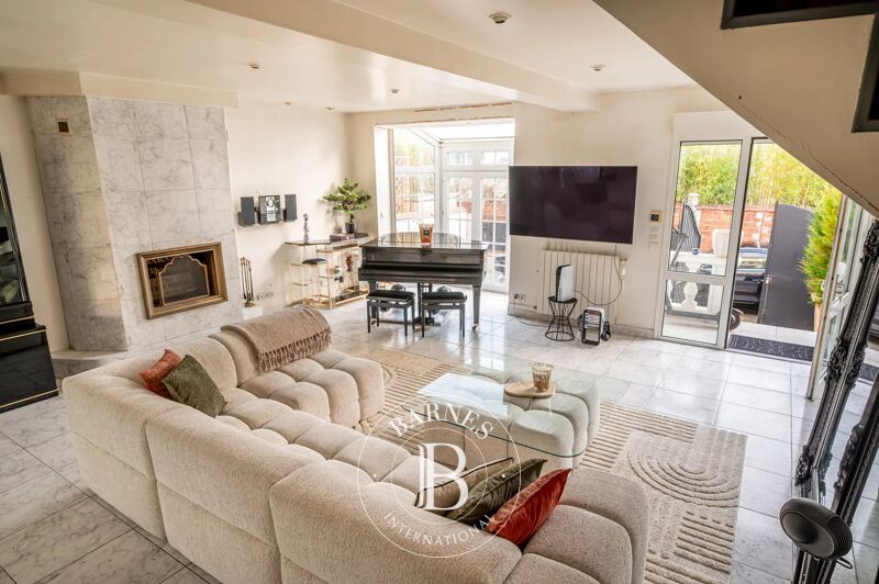 COEUR PETITE GARENNE CHARMANTE MAISON FAMILIALE