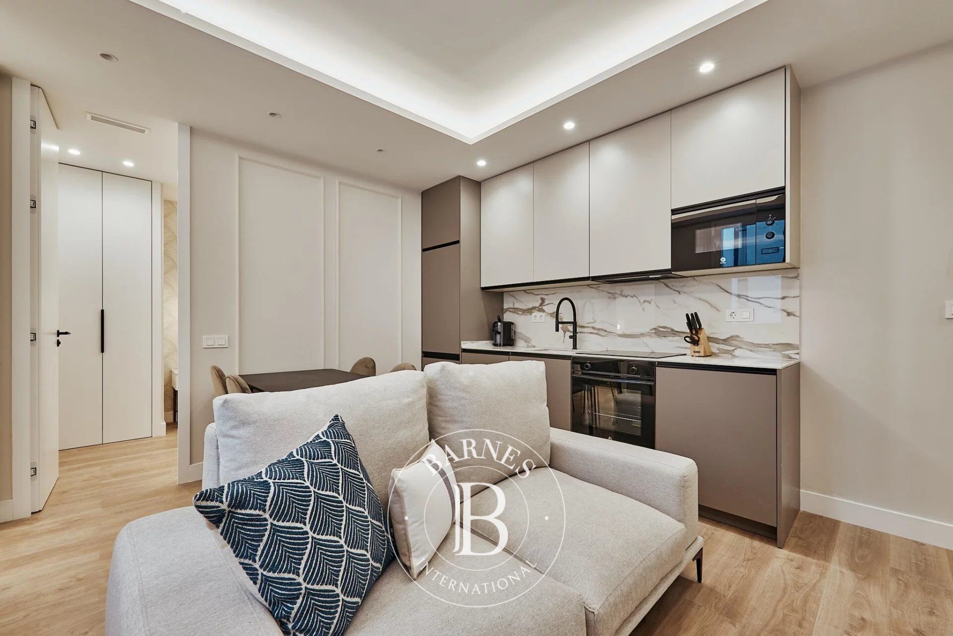 Acogedor piso reformado en el barrio de Ibiza – Retiro - picture 1