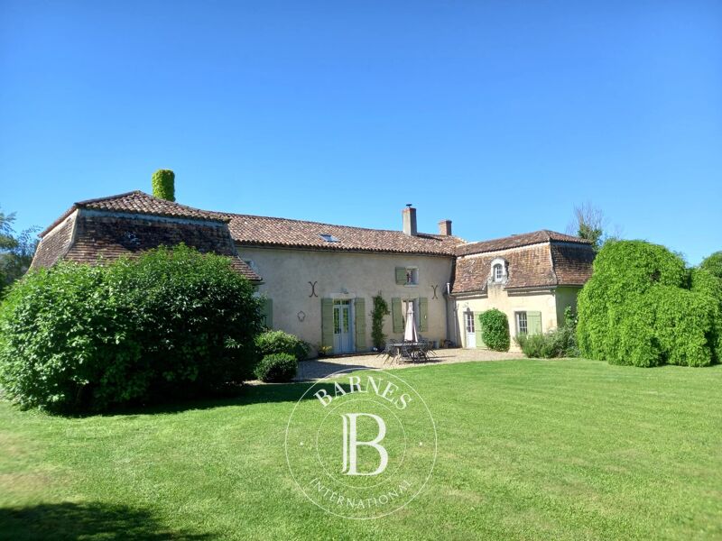 For Sale Manor house | Saint-Savin - picture 3