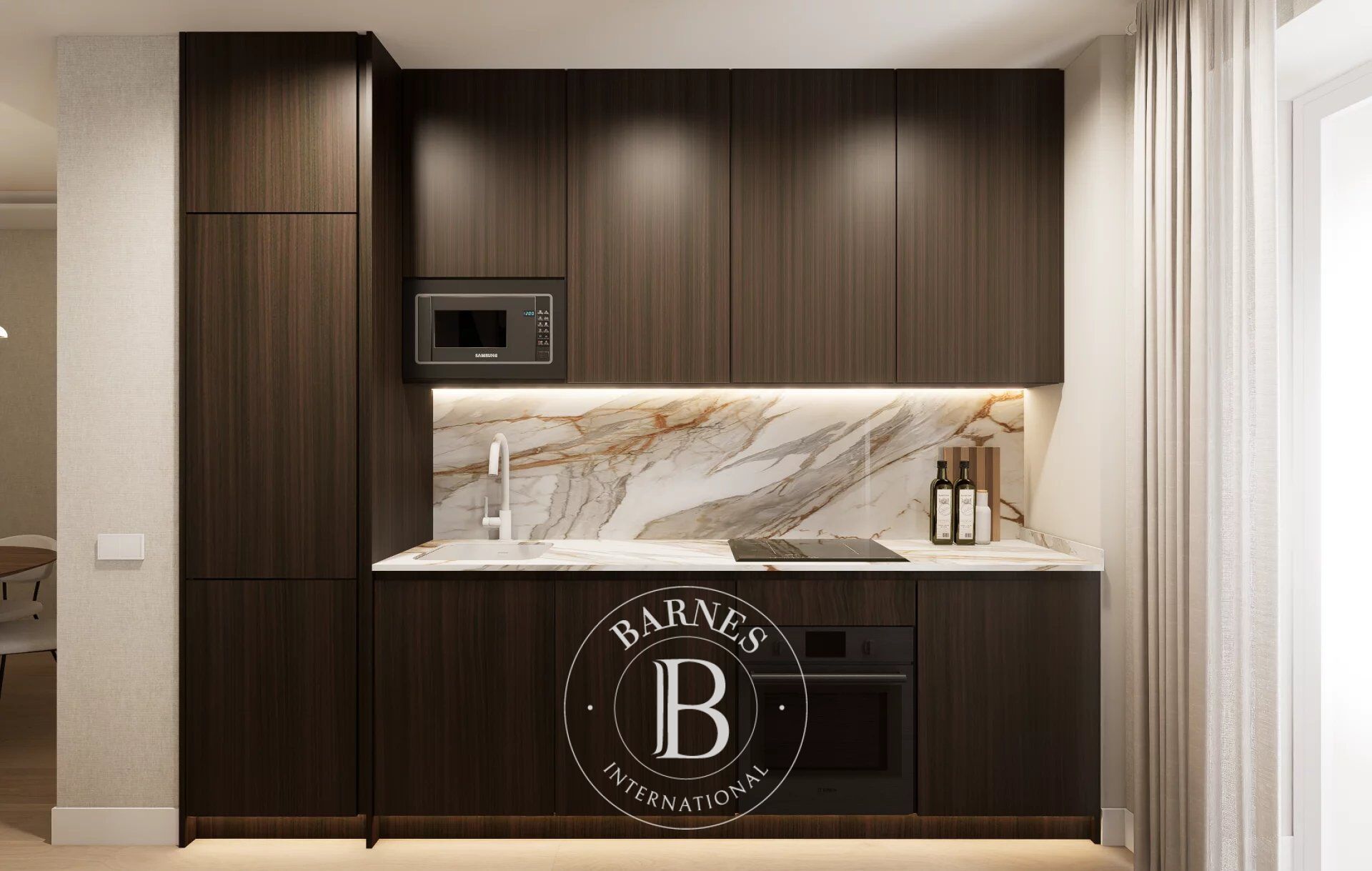 Comfort, Design e Posizione Imbattibile a Madrid - picture 2