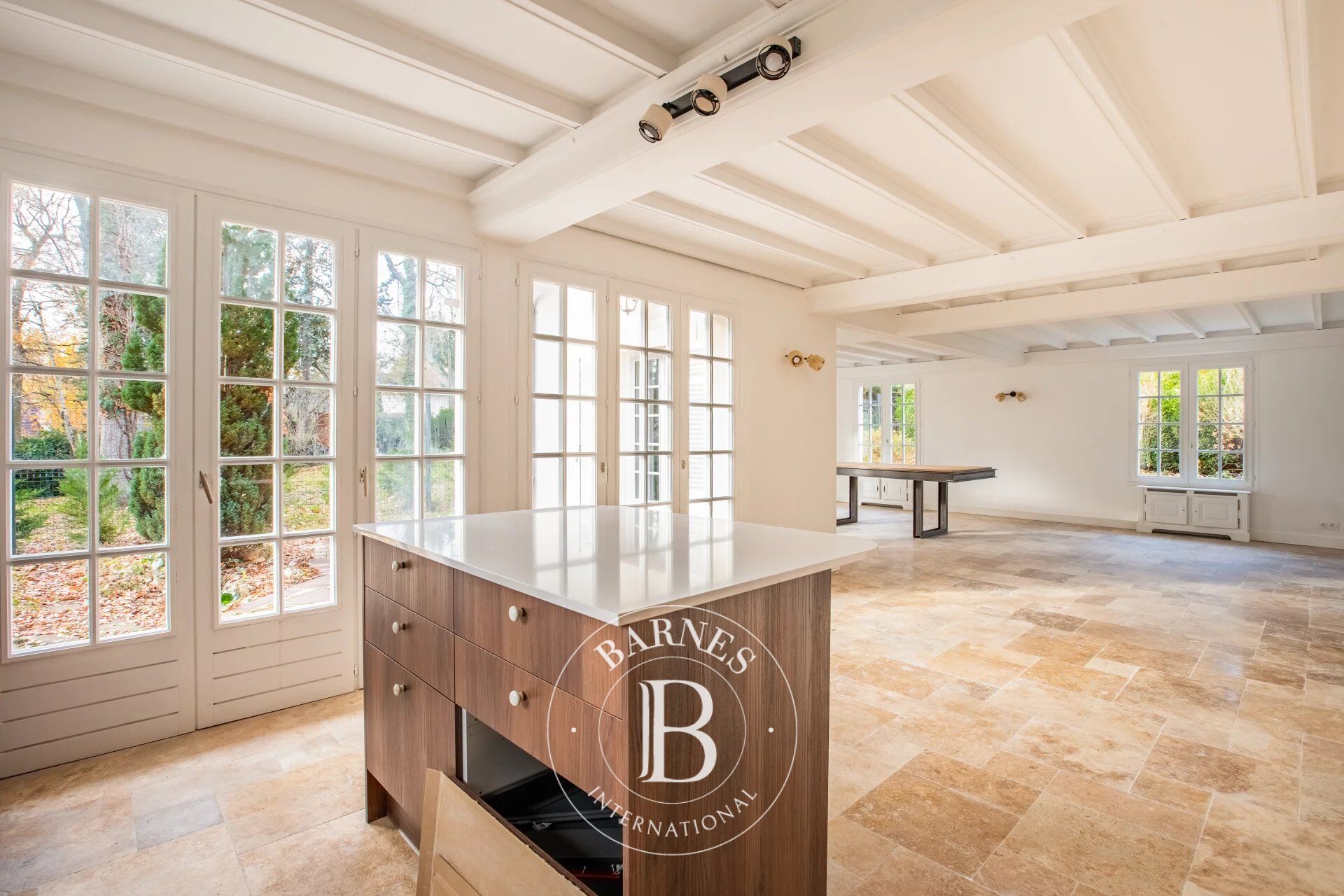 EXCUSIVITE - Villennes-sur-Seine - Environnement calme et verdoyant - A proximité des commerces - picture 2