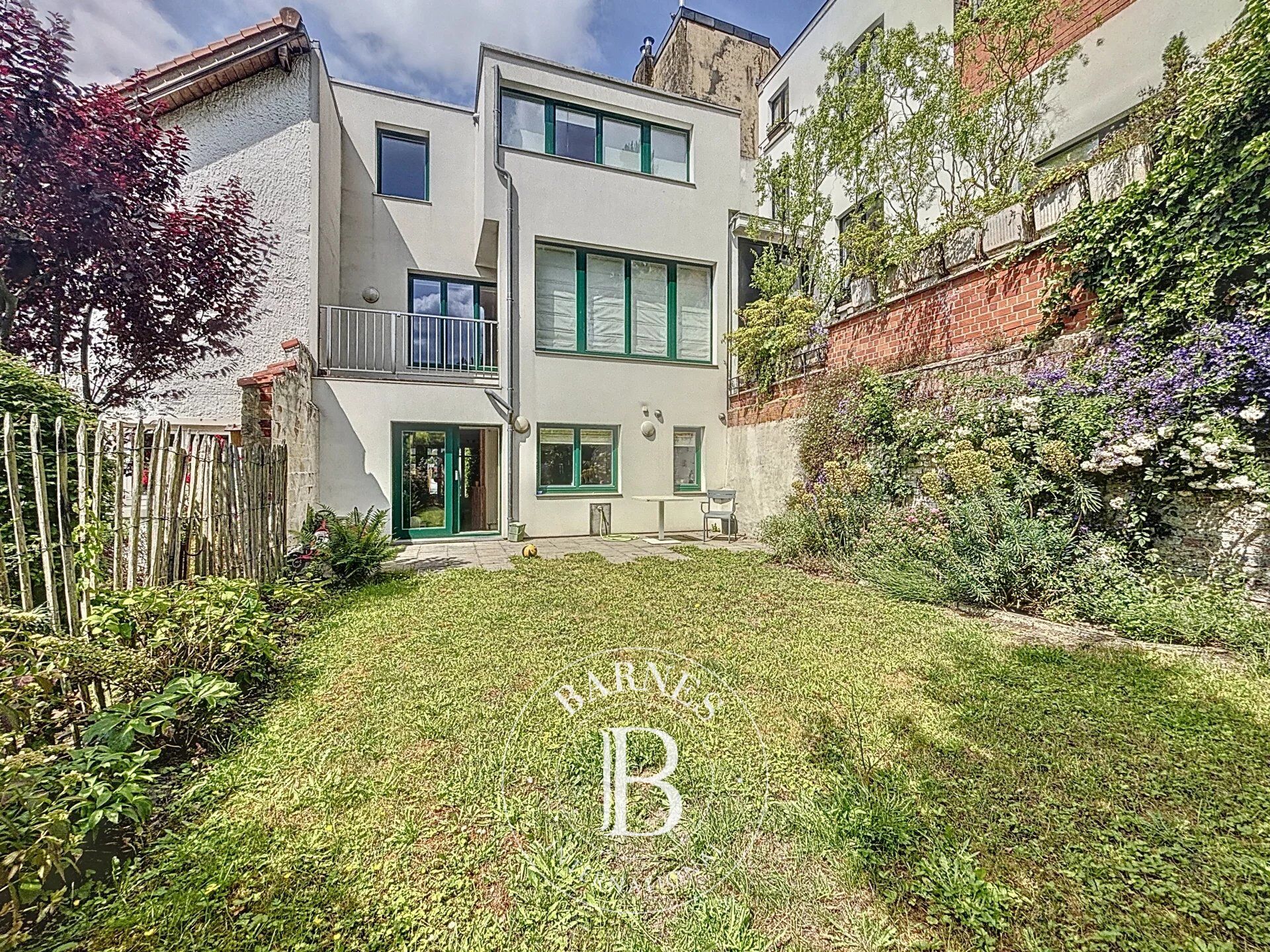 Casa Uccle - picture 1