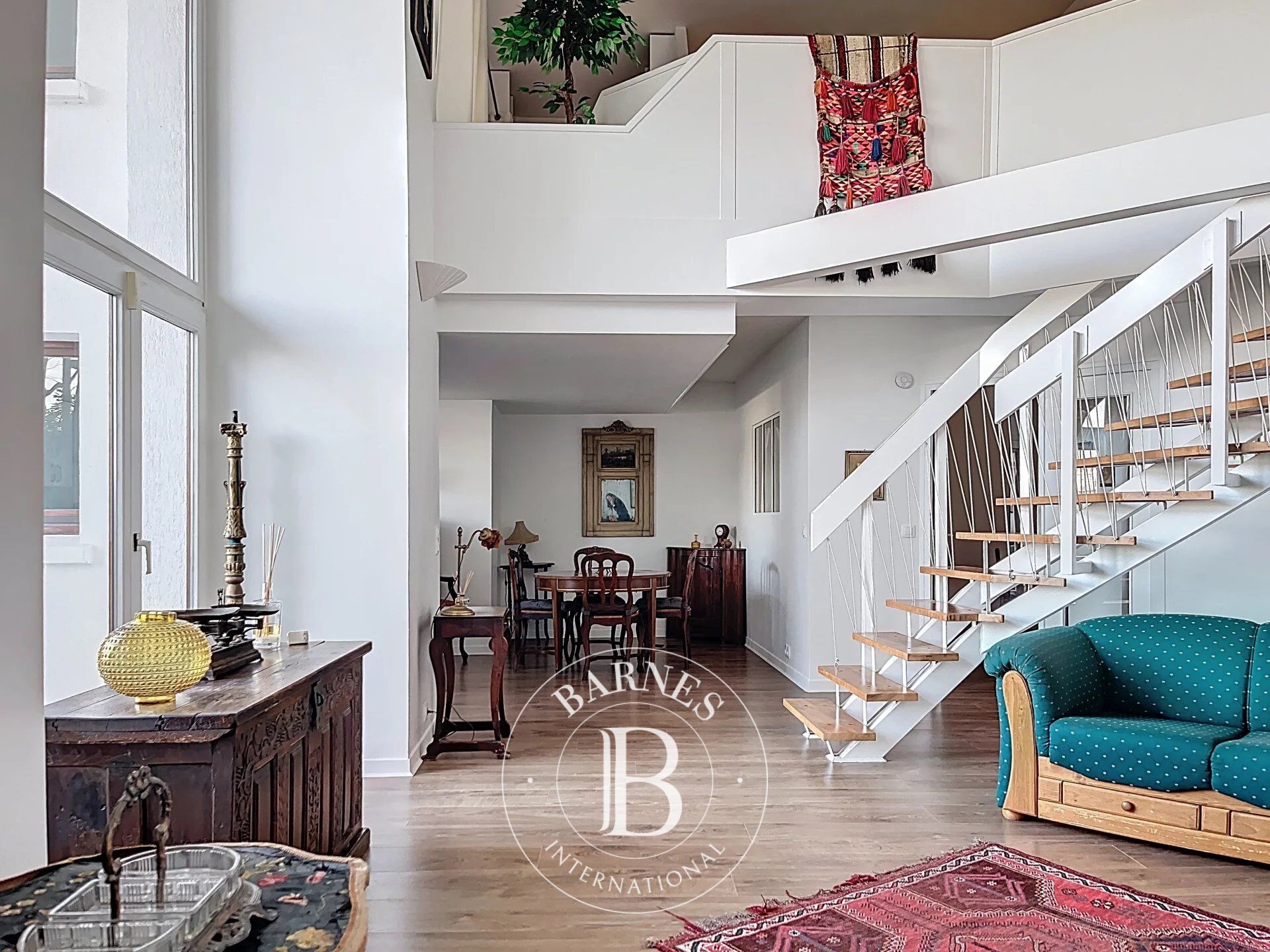 The BARNES rental department is presenting this property: - picture 2