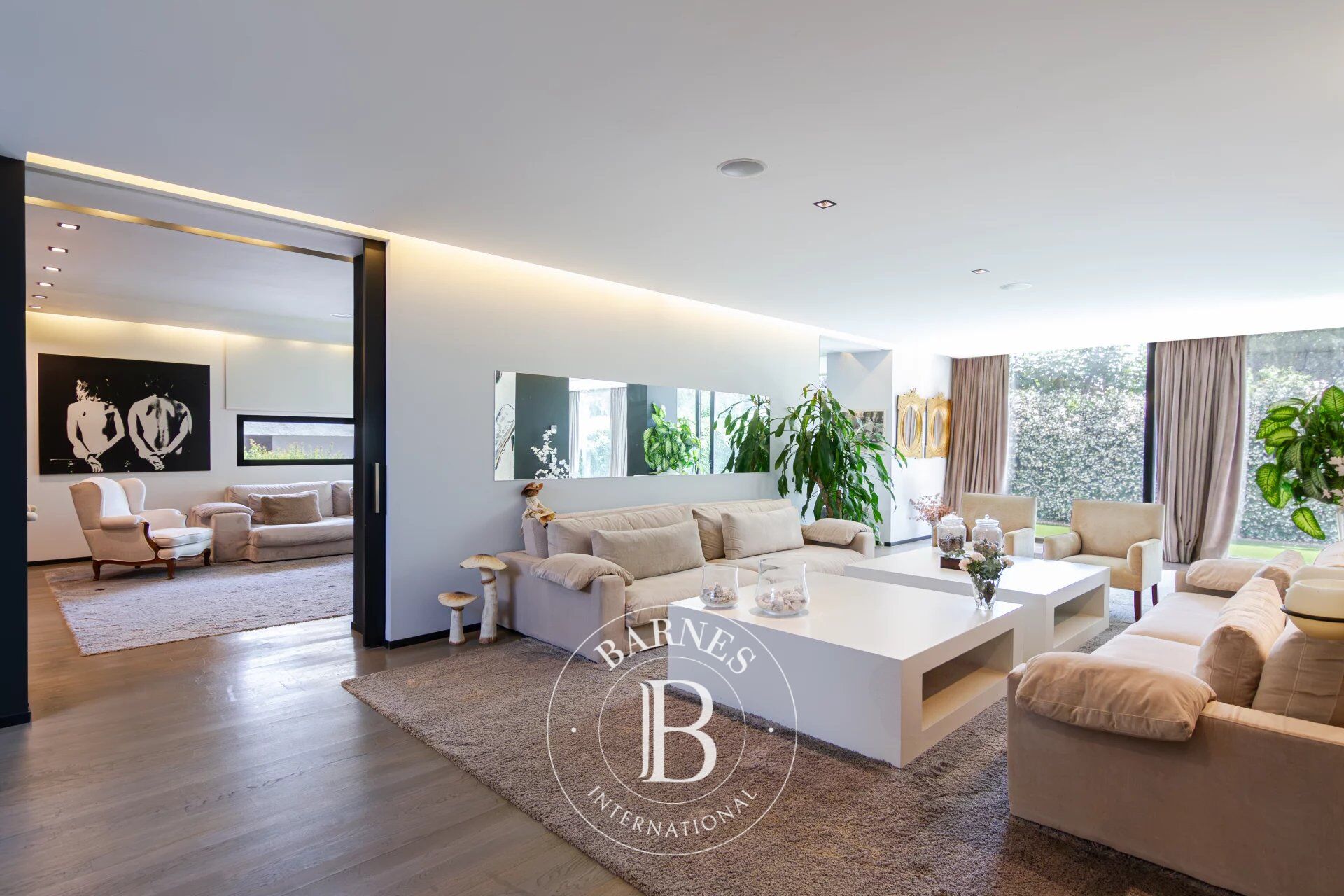 Magnifique Maison de Prestige avec Jardin Privé et Vue sur le Golf - picture 3