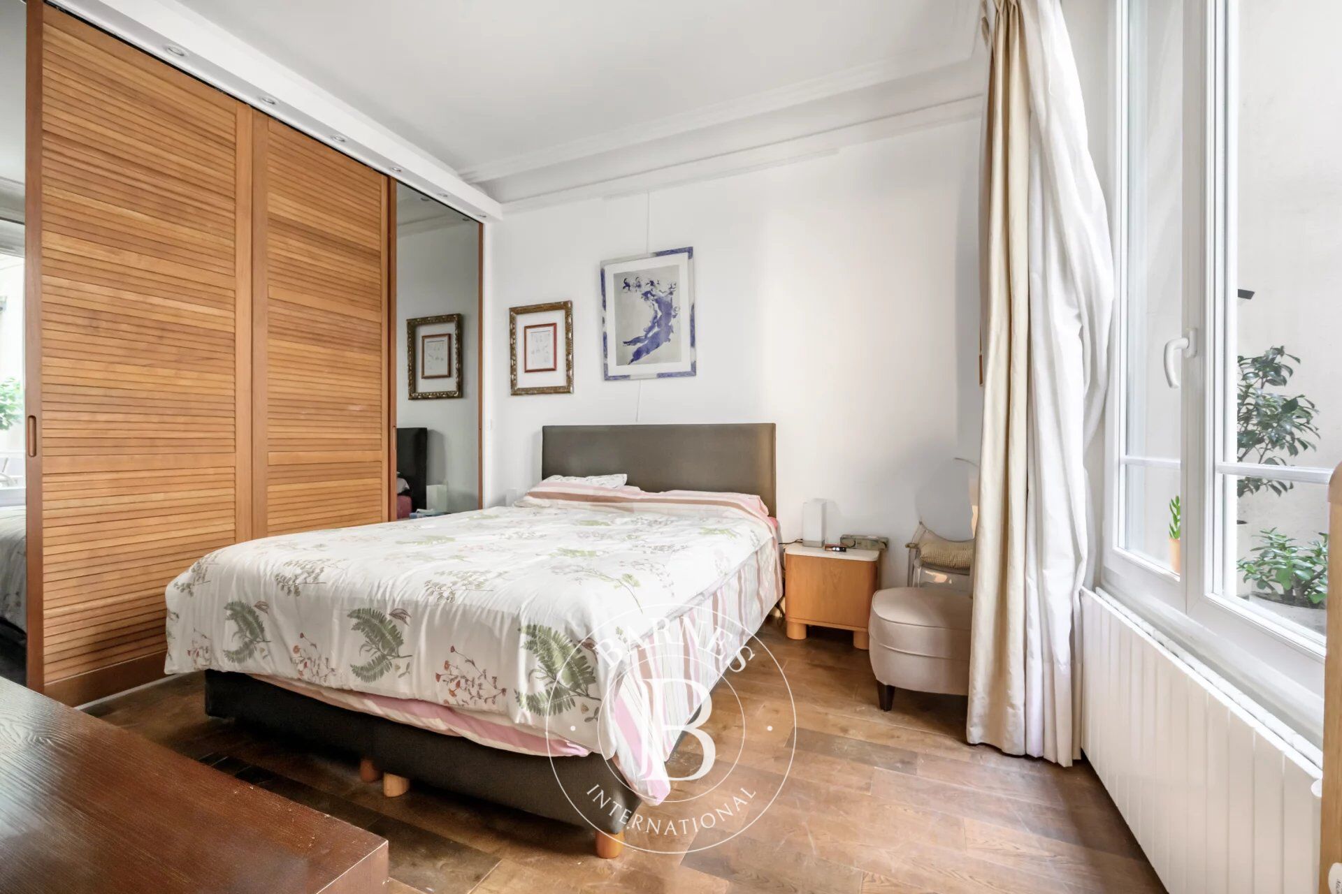 Wohnung Paris 8ème - picture 2