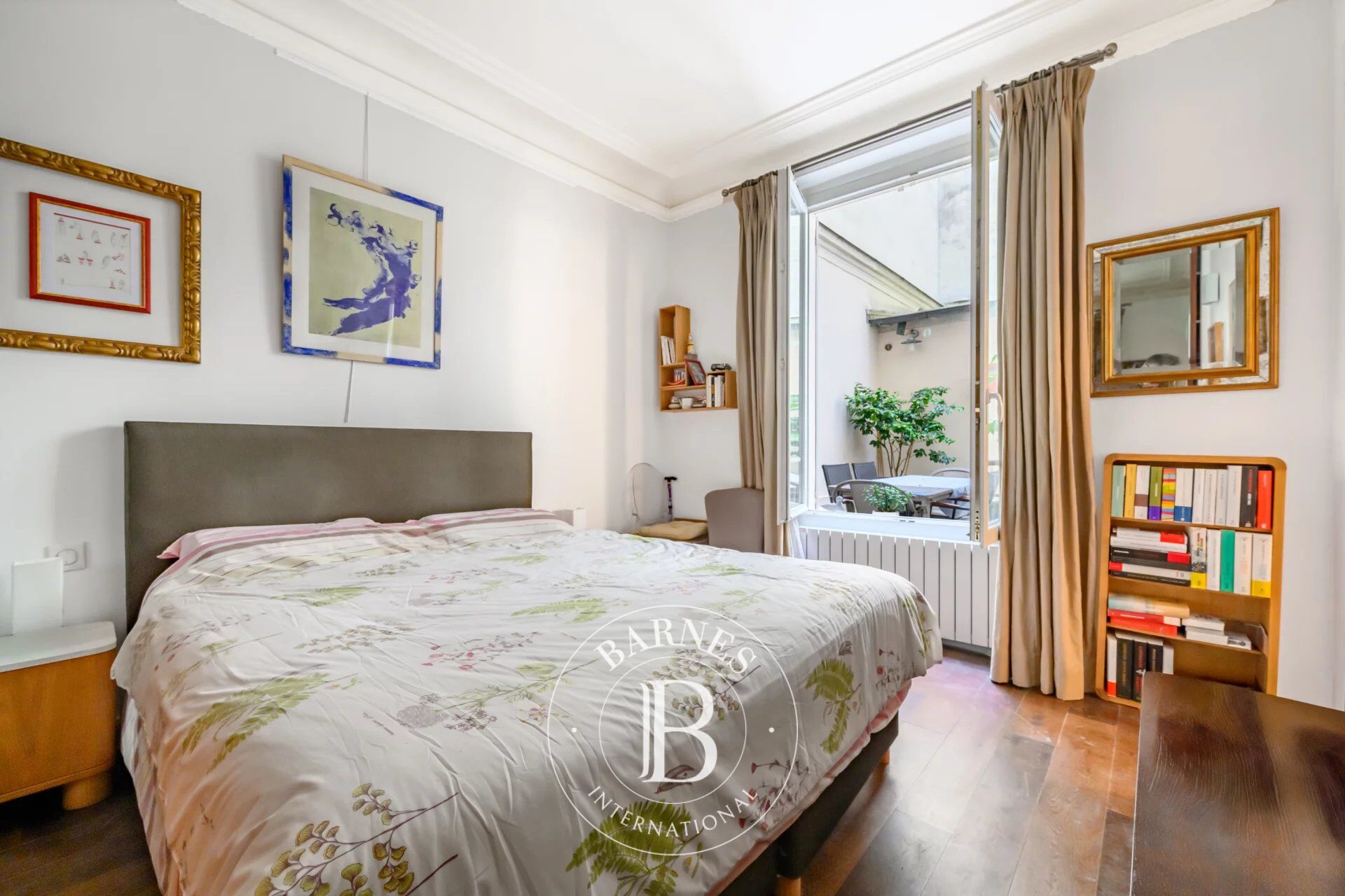 Wohnung Paris 8ème - picture 3