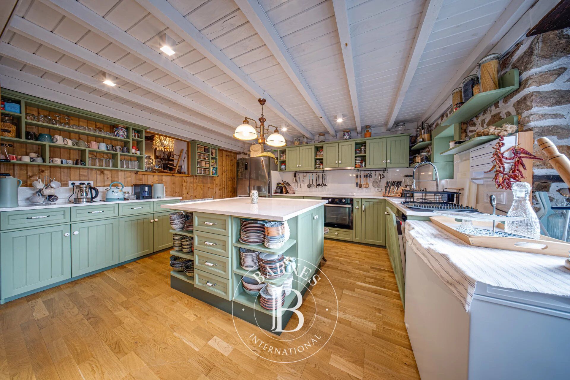 Authentic Rhodope complex with 100-year-old renovated buildings - picture 3