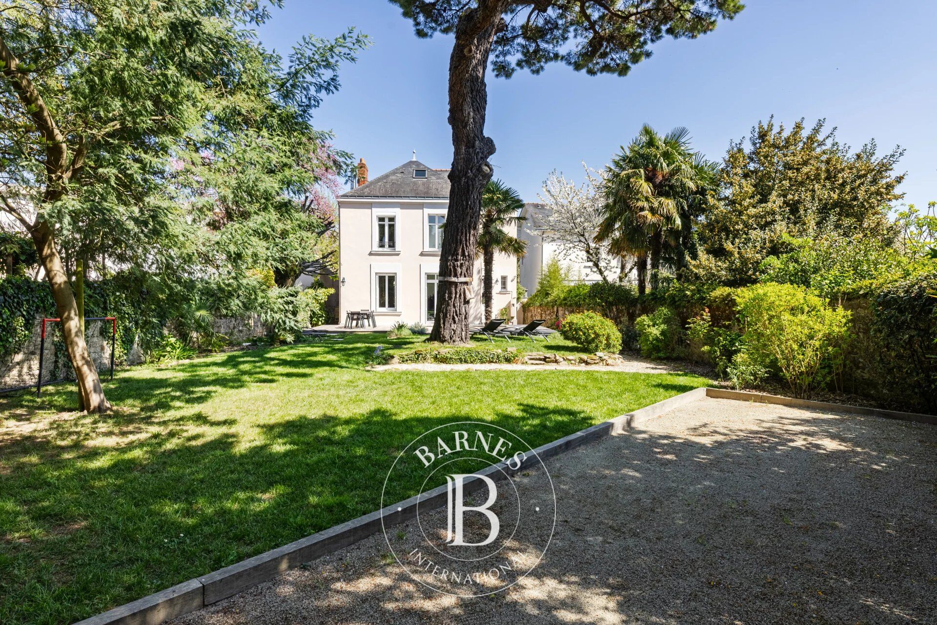 NANTES SAINT DONATIEN - Family home with swimming pool - picture 2