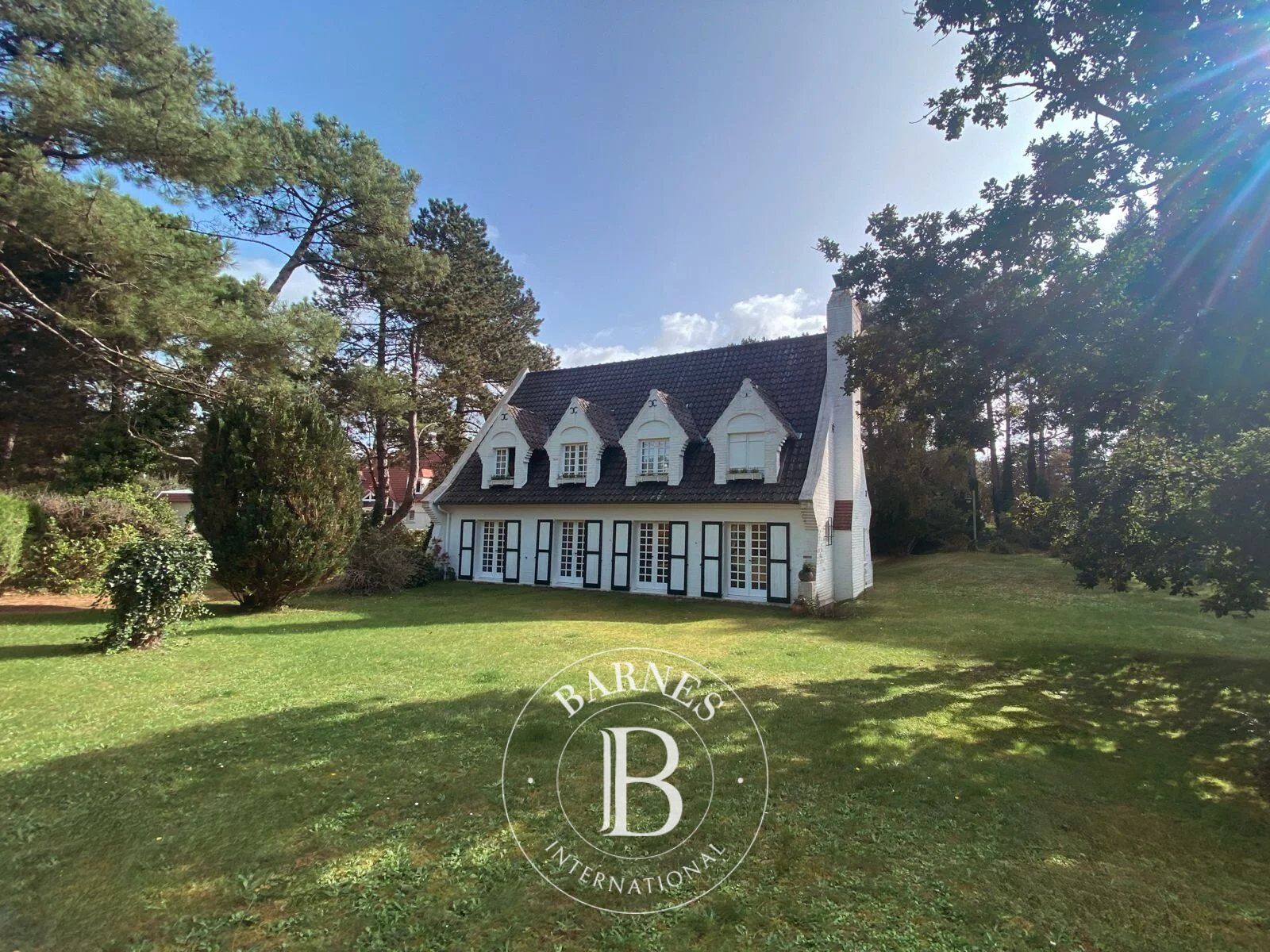 Villa - 5 chambres - proche du Golf - picture 2