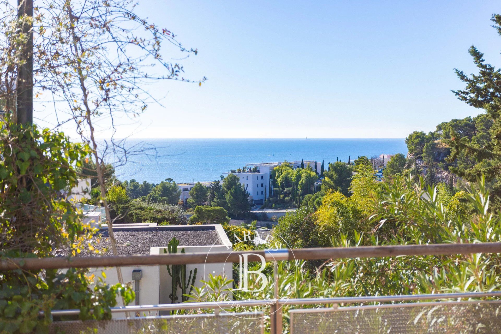 Casa Marseille 7ème - picture 1