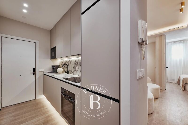 Venta, Piso Madrid - picture 3