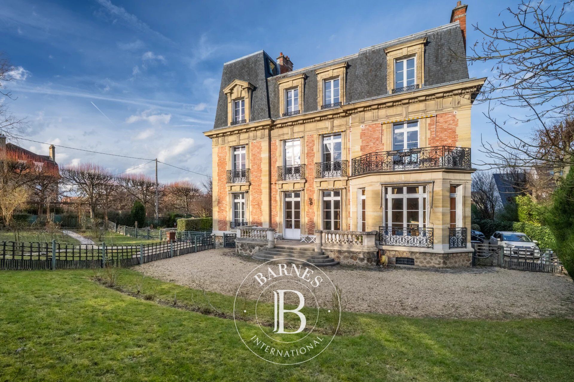 Le Chesnay - Plateau Saint-Antoine - Appartement dans un environnement exceptionnel - rez de jardin avec terrasse et jardin privatifs - picture 1