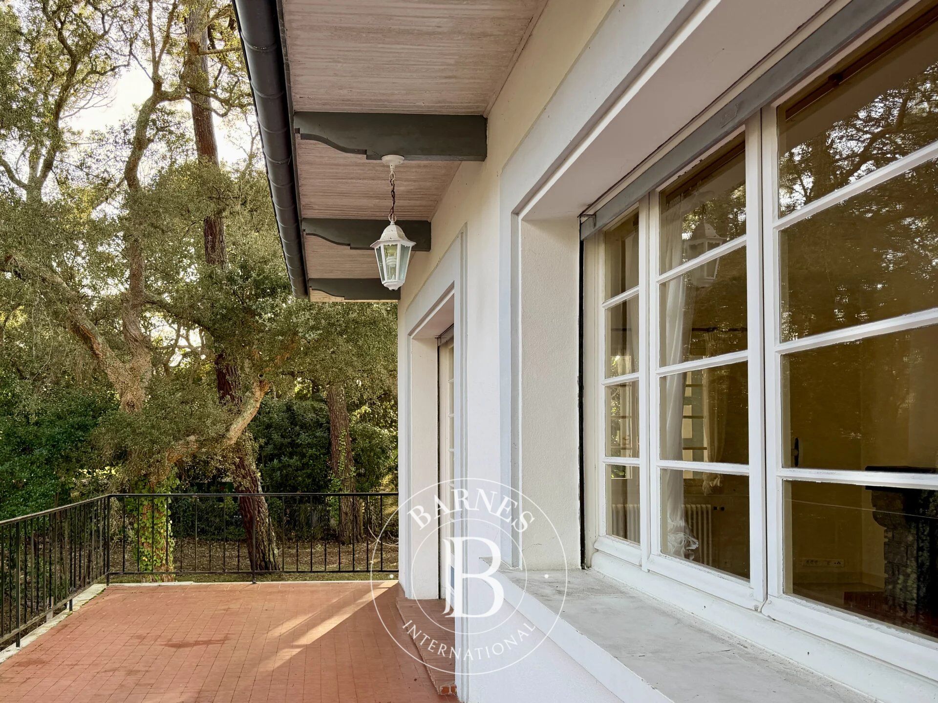 HOSSEGOR, CHARMANTE MAISON DES ANNÉES 70 PROCHE DU LAC - picture 2