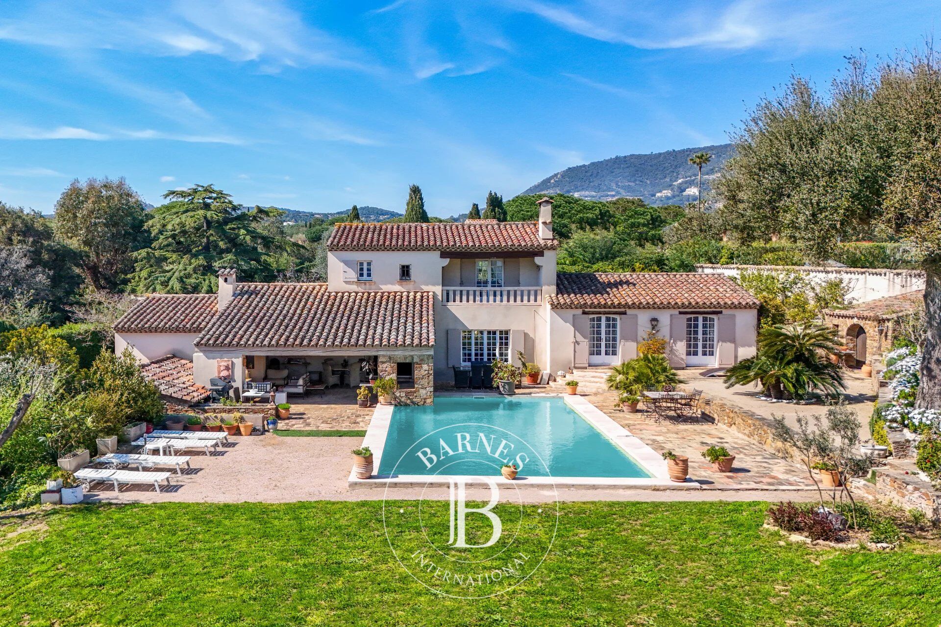 GRIMAUD - VILLA FACING SAINT-TROPEZ - SEA VIEW - picture 1