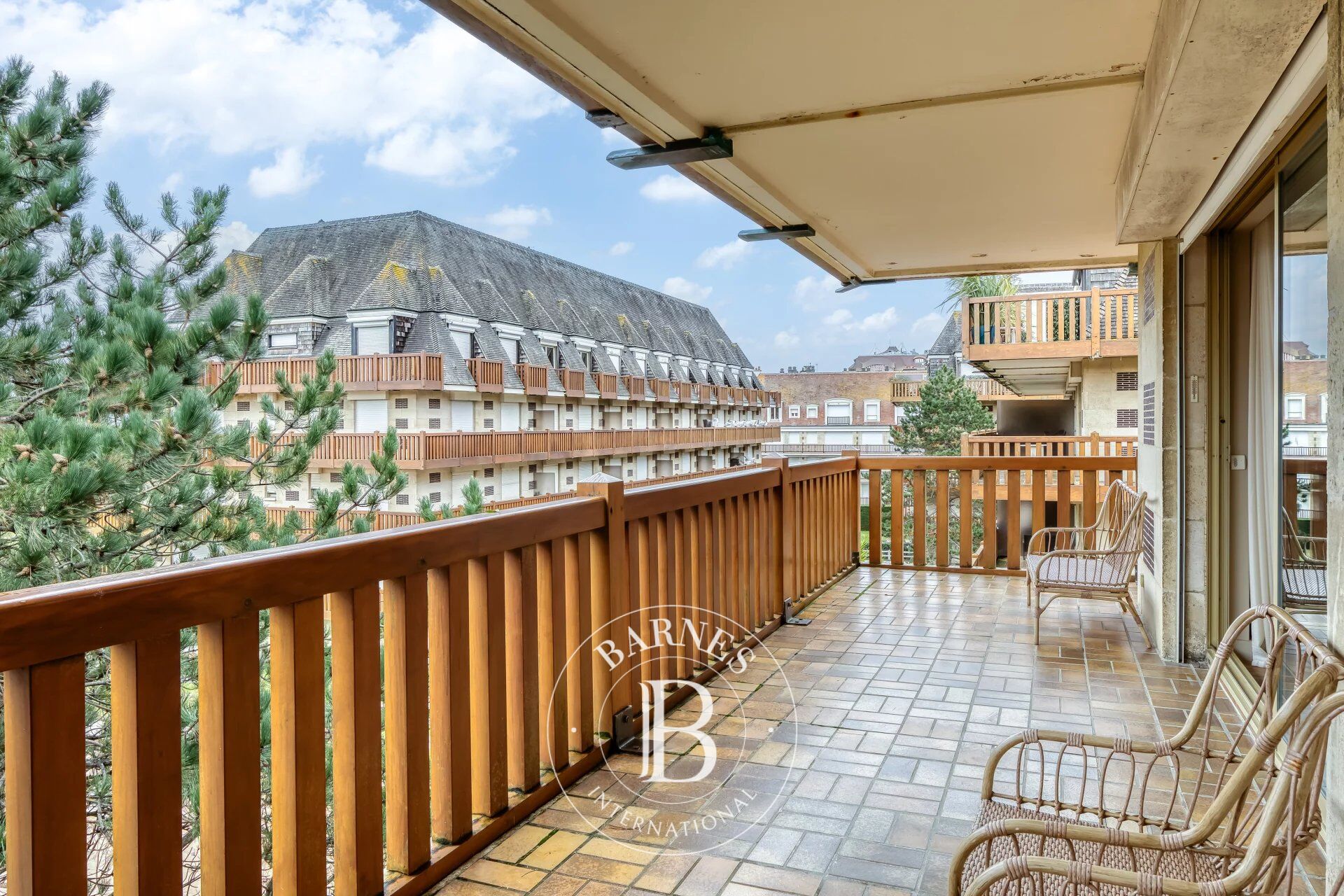 Charmant 2 pièces avec terrasse vue mer - DEAUVILLE - picture 3