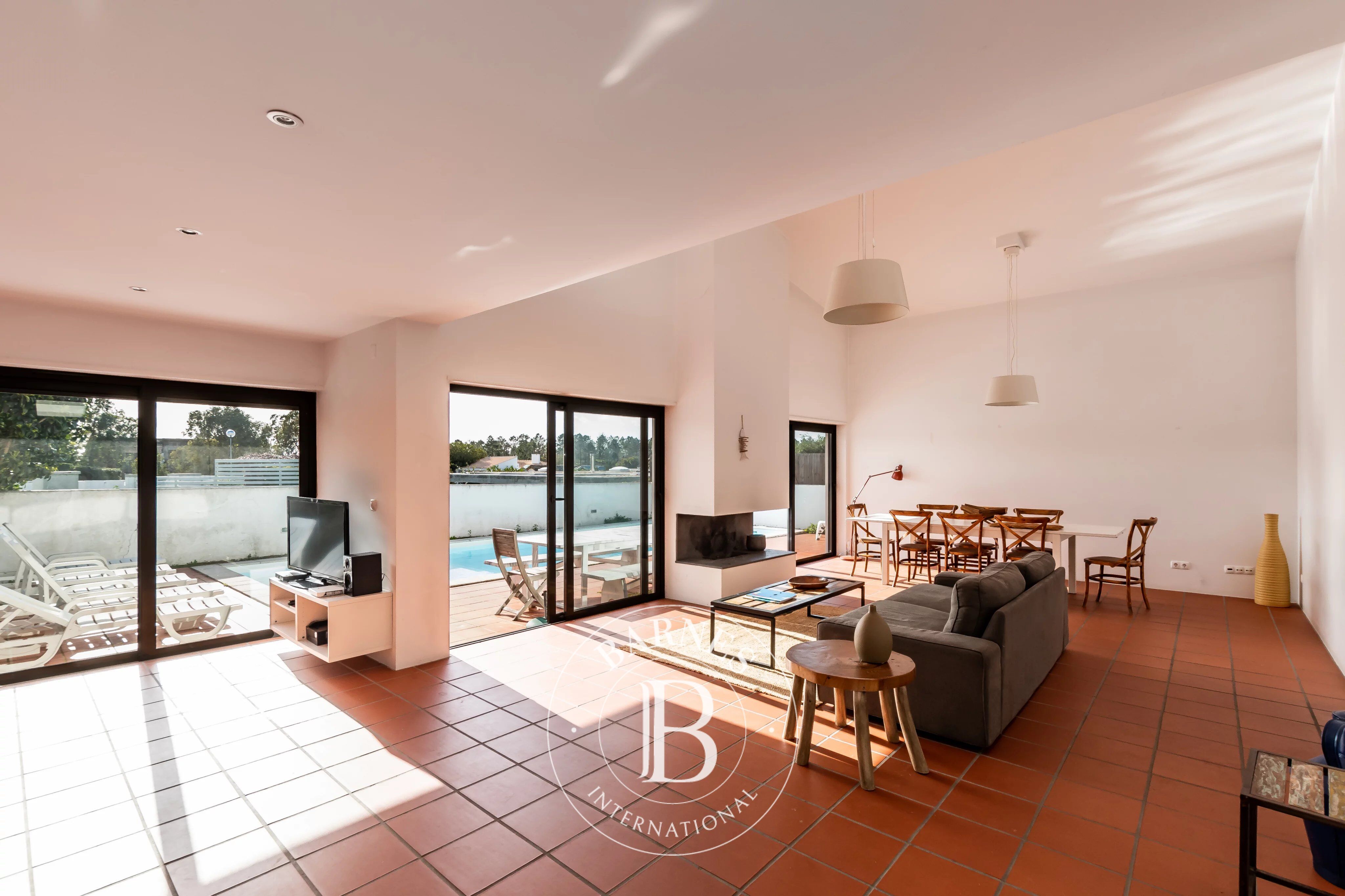 Contemporary 4 Bedroom Villa | Brejos da Carregueira de Cima - picture 3