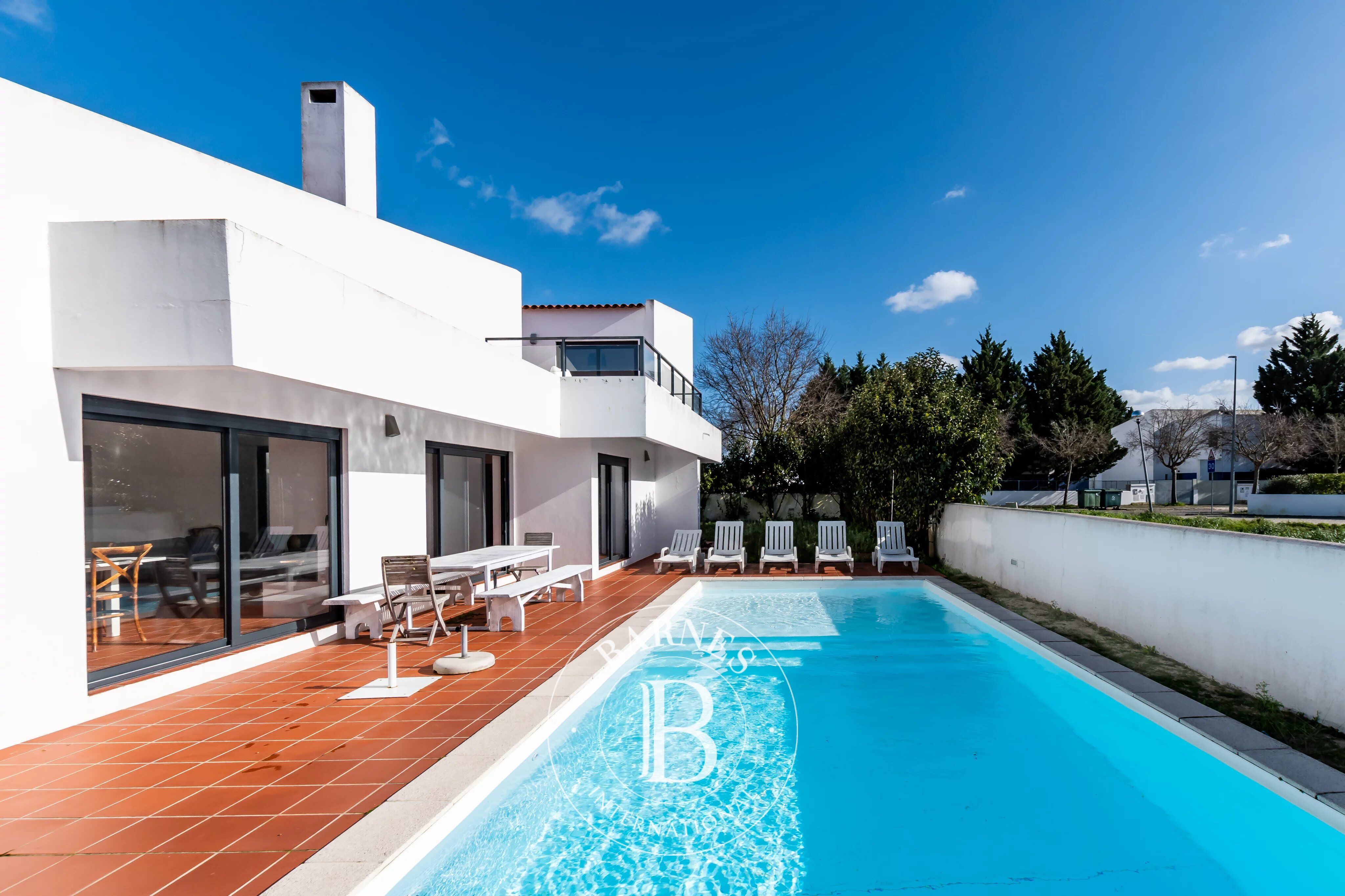 Contemporary 4 Bedroom Villa | Brejos da Carregueira de Cima - picture 1