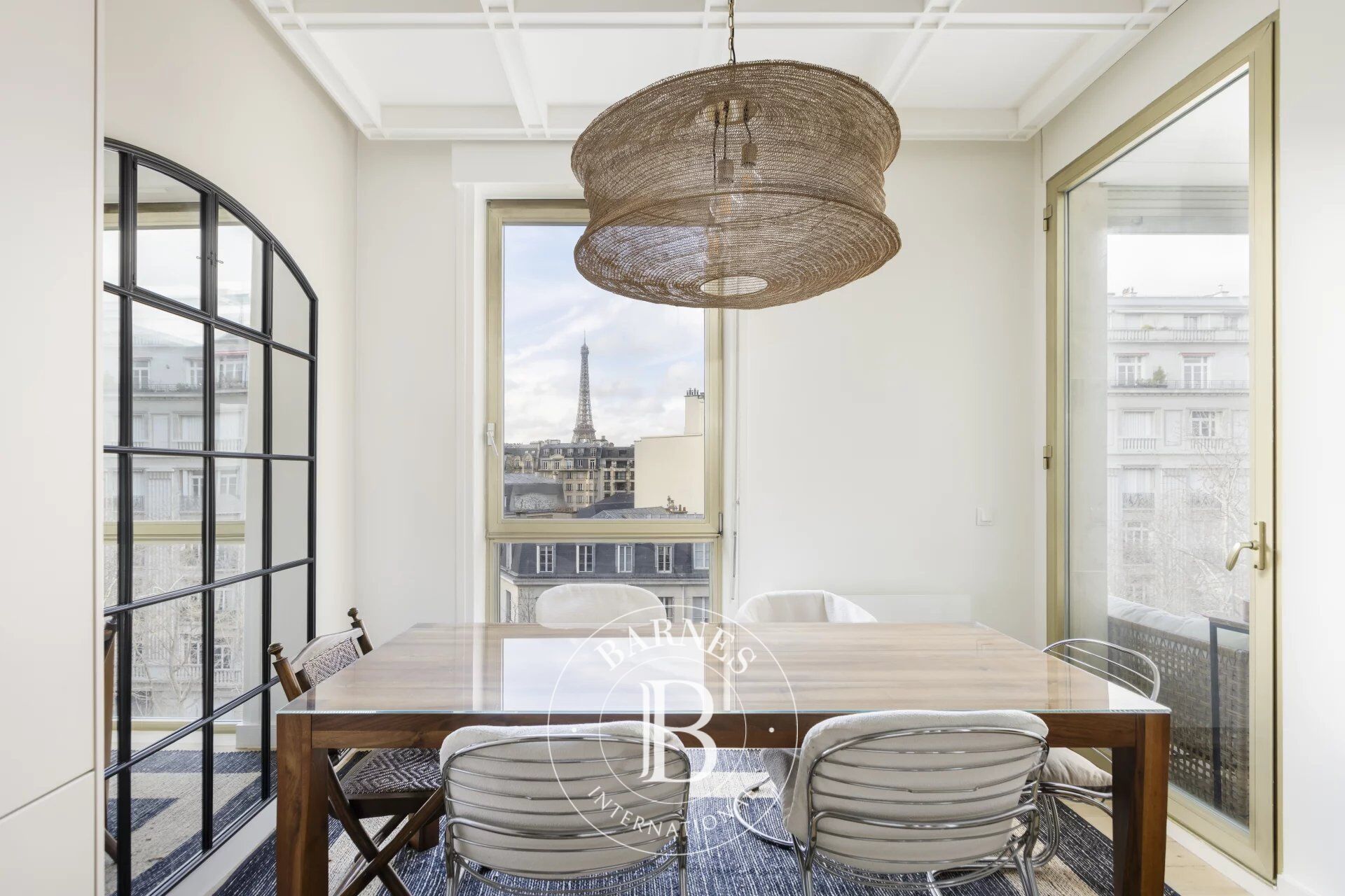 Exclusive Listing – Paris 7th – Terrace Apartment with Views of the Eiffel Tower and Les Invalides - picture 2