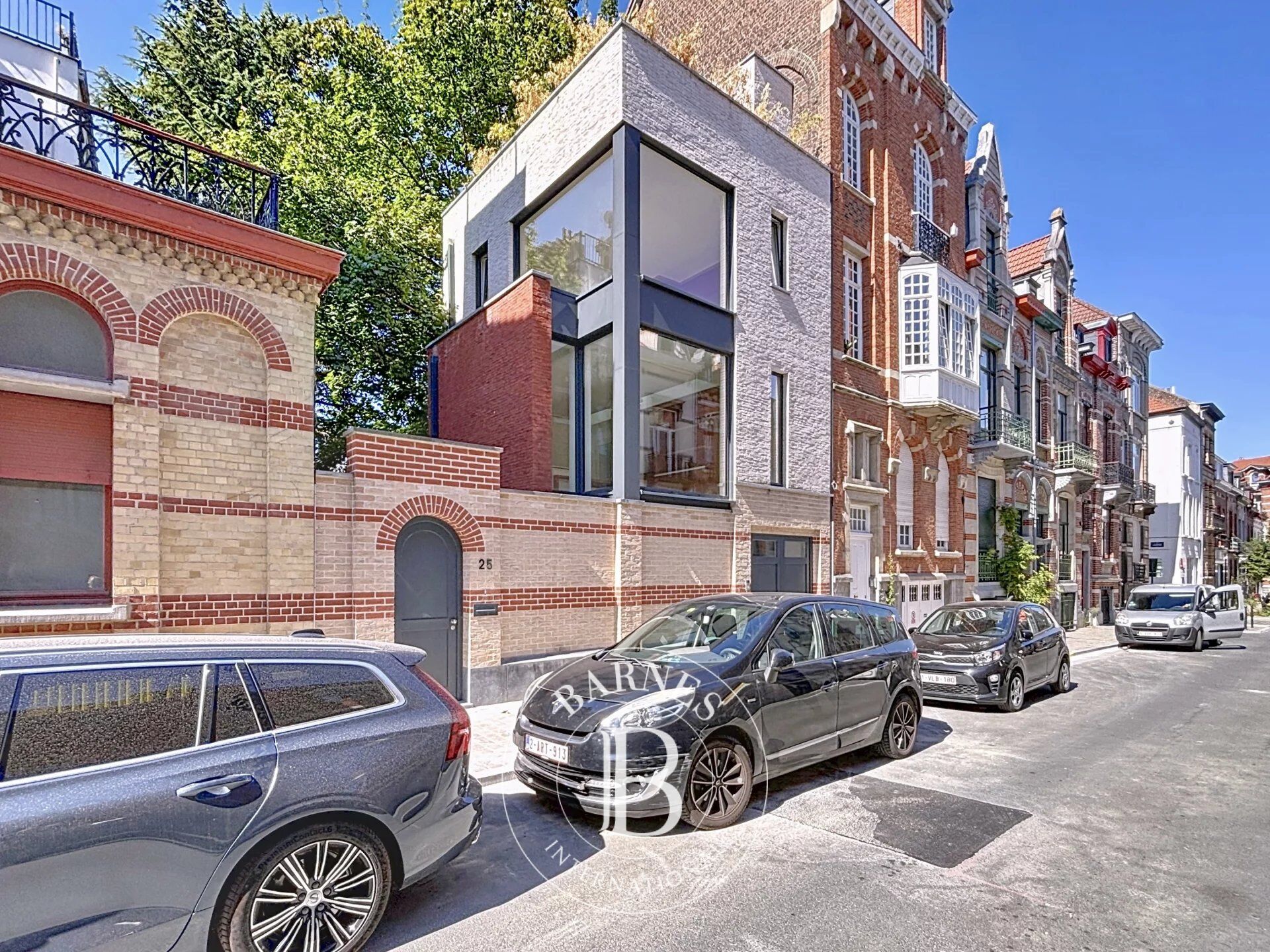 New house, terrace and rooftop facing south - picture 2