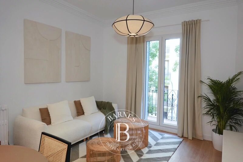 Piso exterior en venta reformado a estrenar en Goya