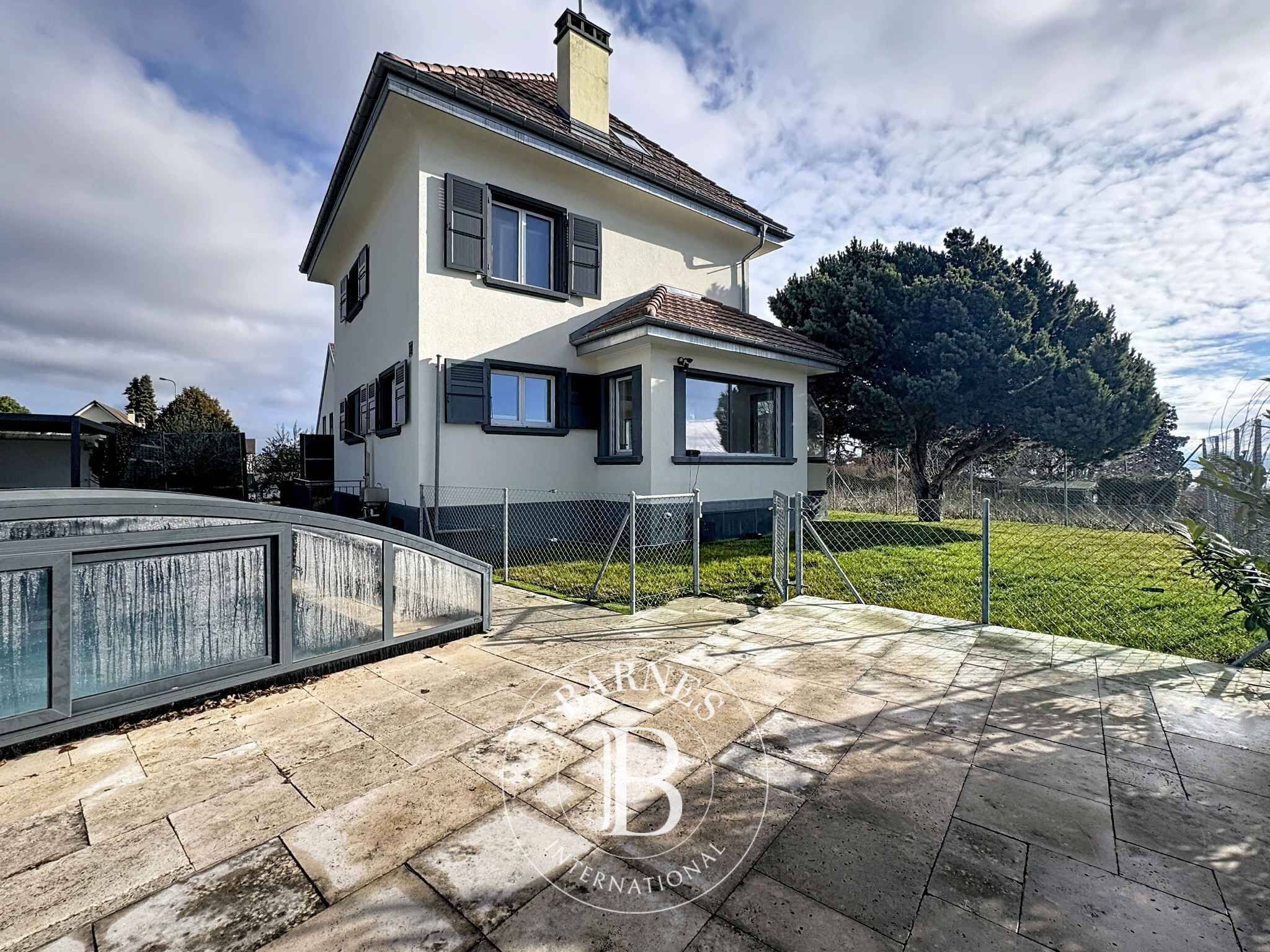 Villa semi-indépendante avec piscine  - picture 1