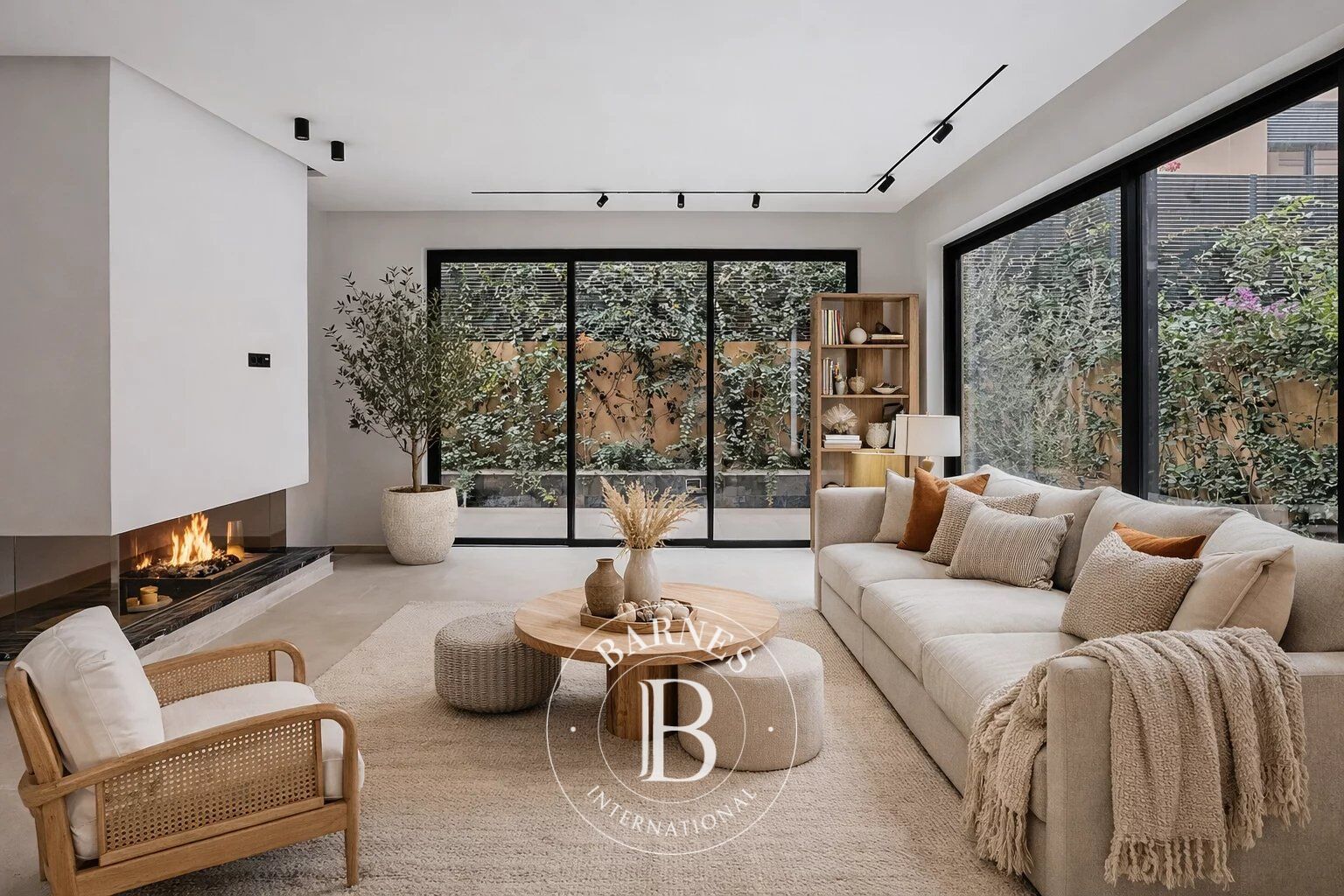 Villa contemporaine neuve avec piscine — Domaine privé sécurisé - picture 2