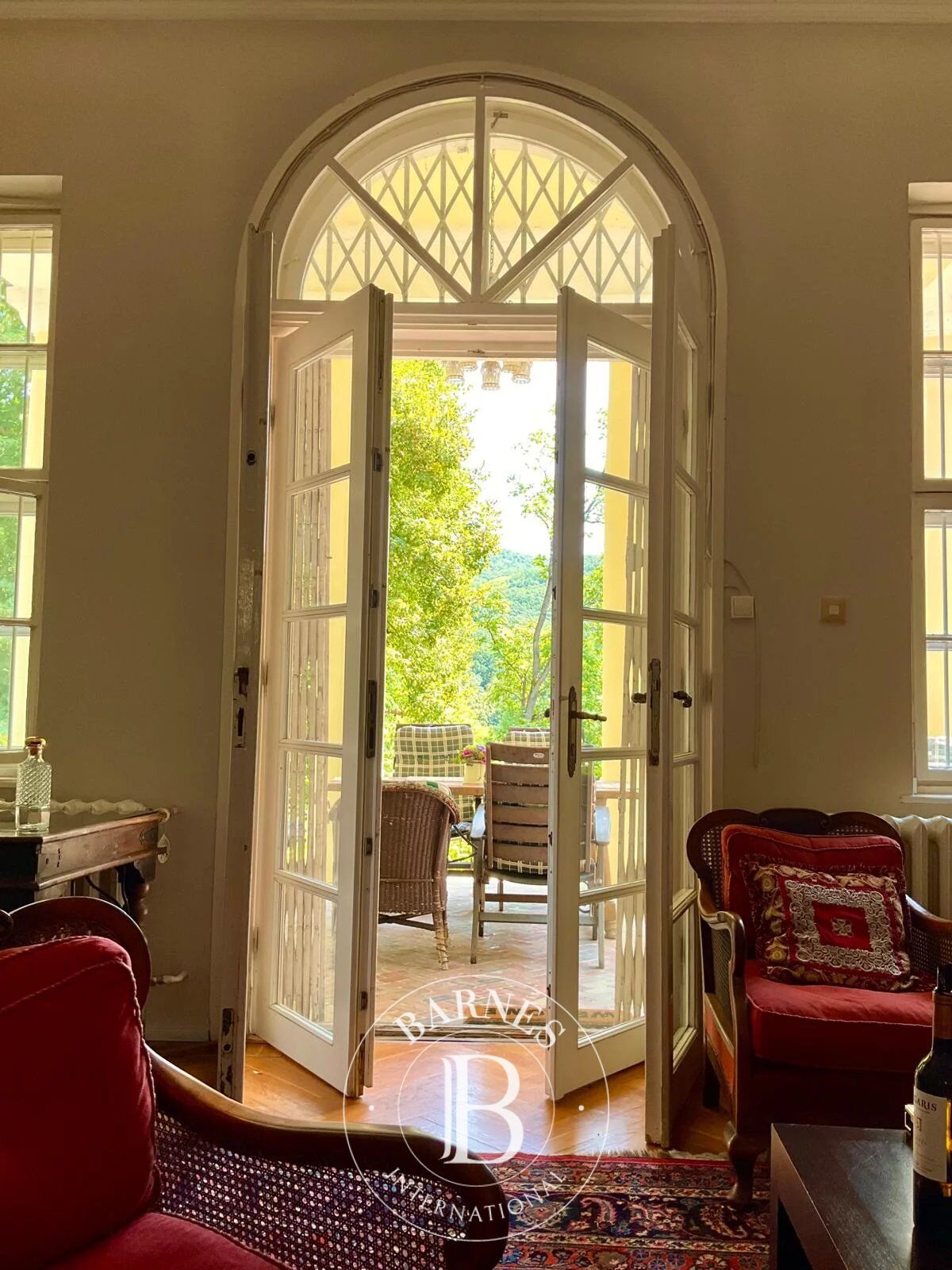 Palacete Esztergom - picture 2