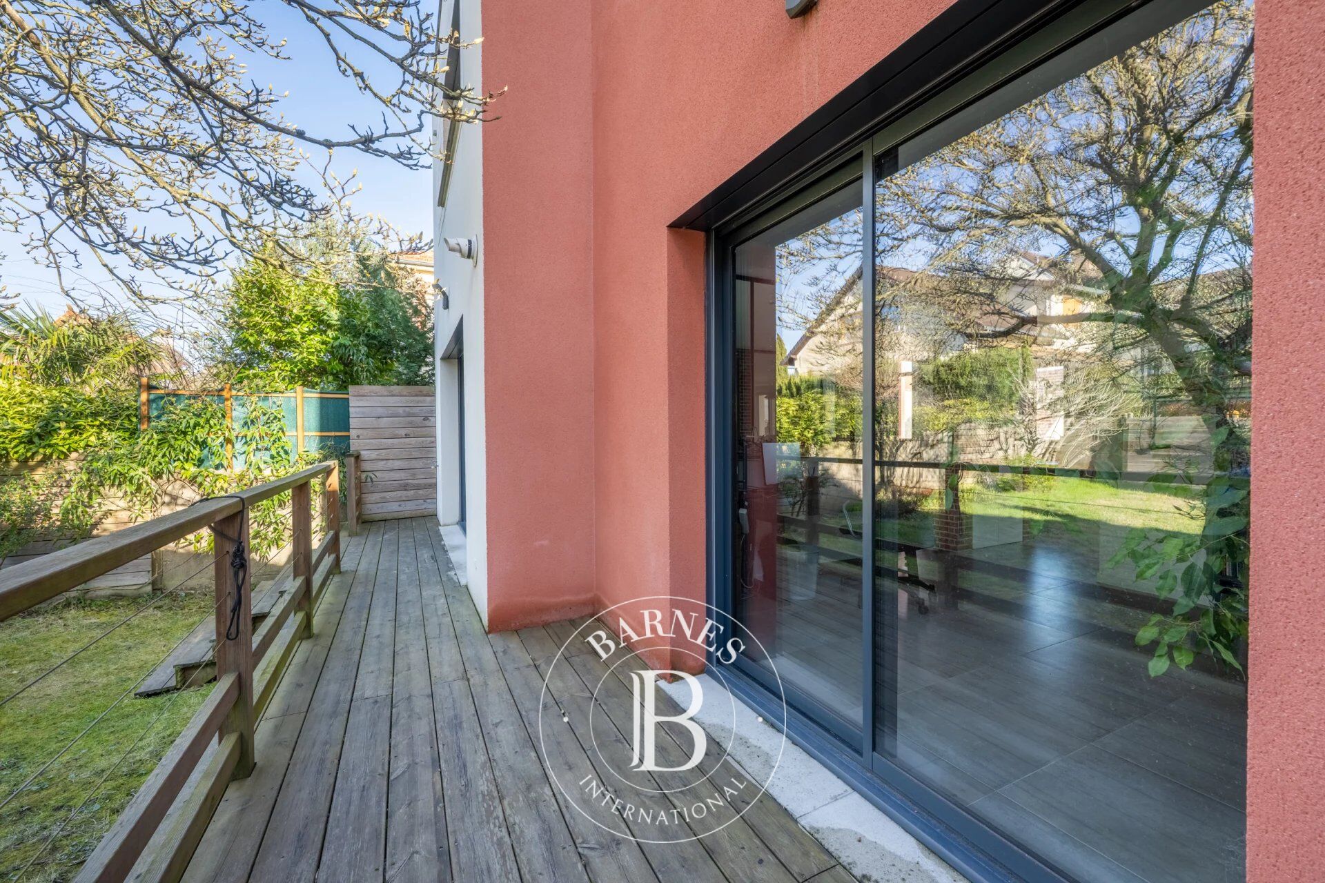 Viroflay RD limite Chaville – Maison contemporaine de 2016 - 184 m² 5ch - Jardin - Garage. - picture 2