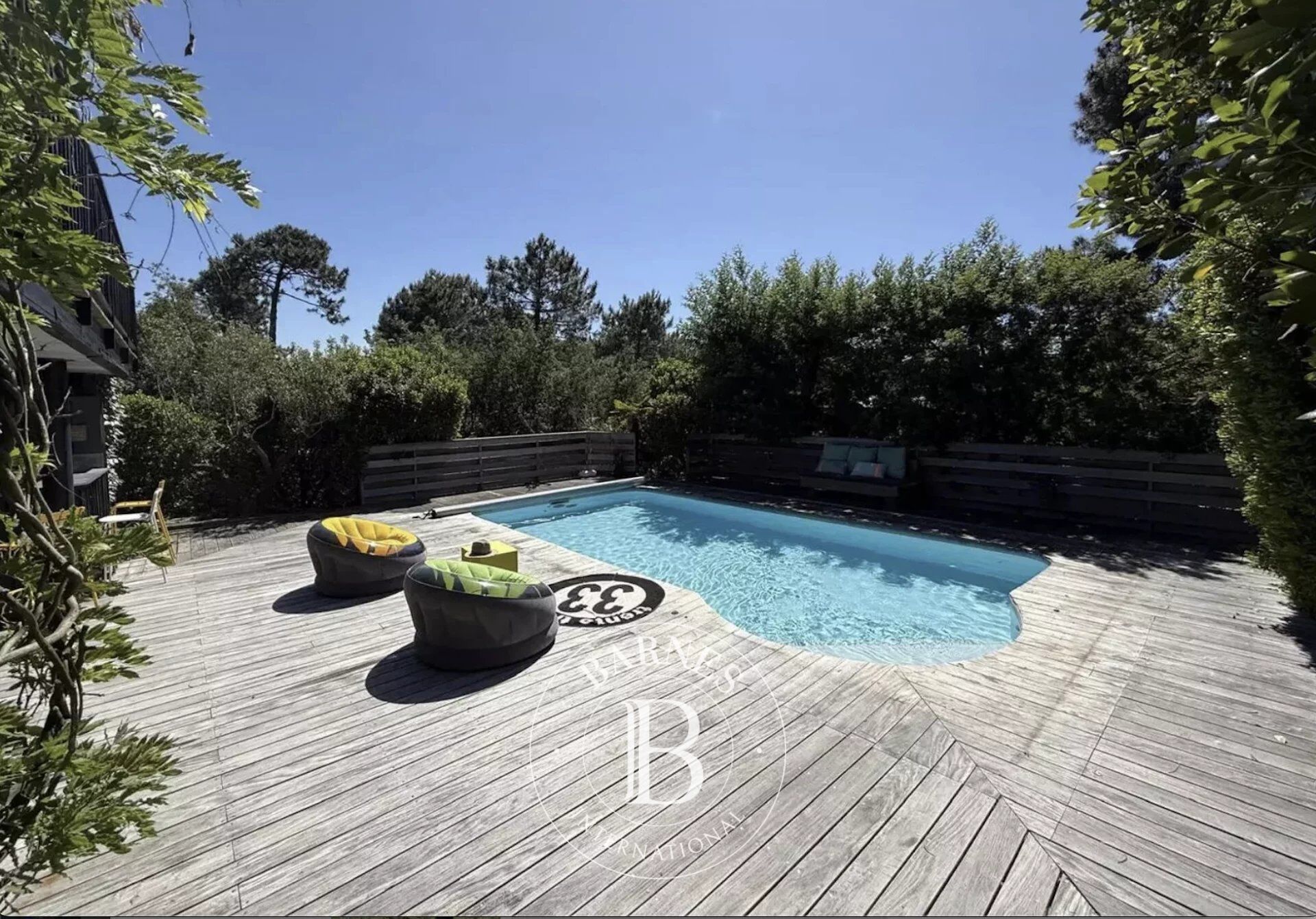 VILLA DE 240 M² AVEC VUE SUR LE BASSIN ET PISCINE SUR LA PRESQU’ÎLE DU CAP FERRET - picture 3