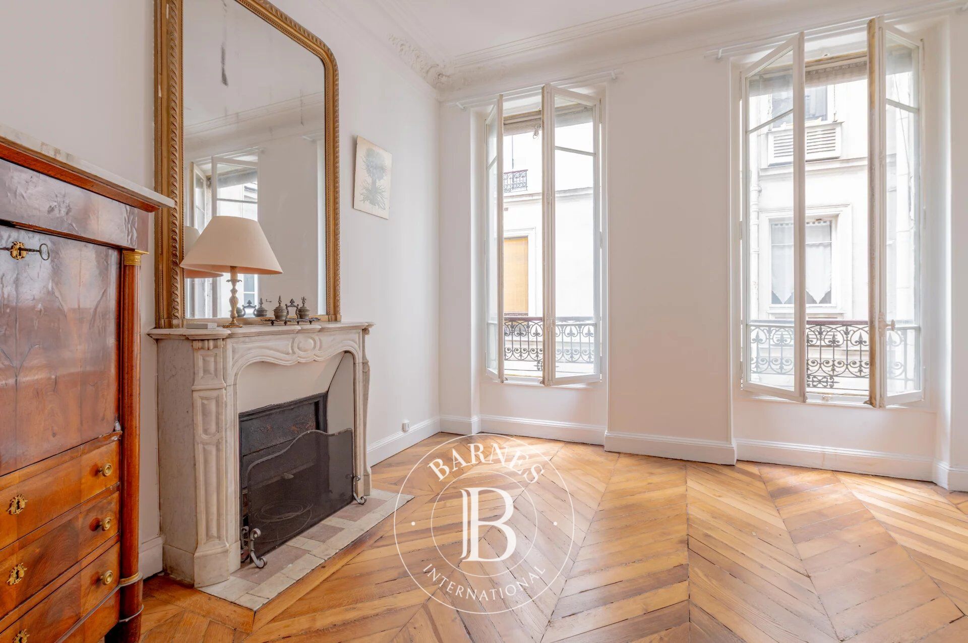 Vente Paris V - Entre la Place Maubert et le Panthéon - picture 1