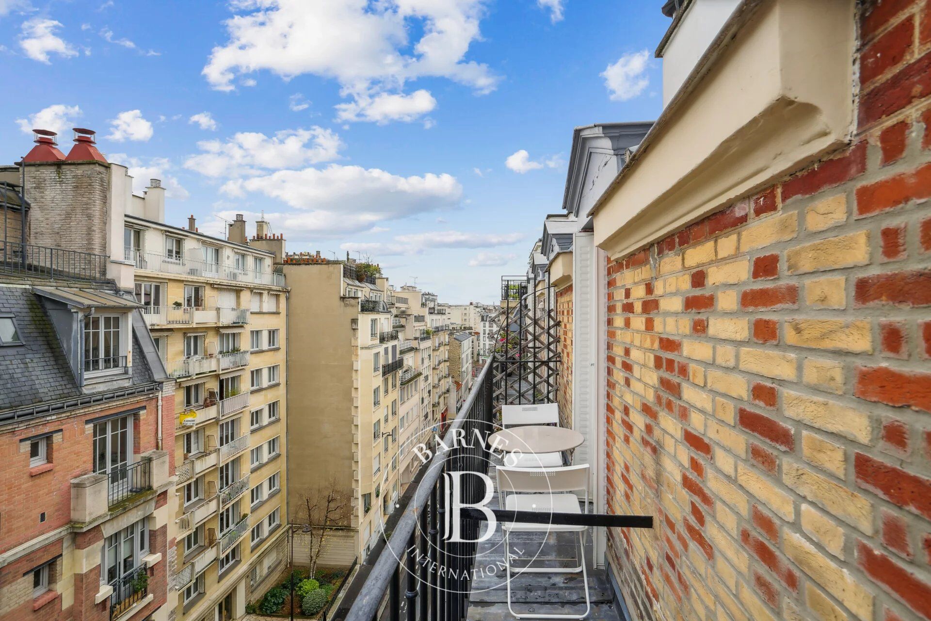 Paris 16 - Auteuil Sud - 2 pièces -  Dernier étage - Balcon - picture 3