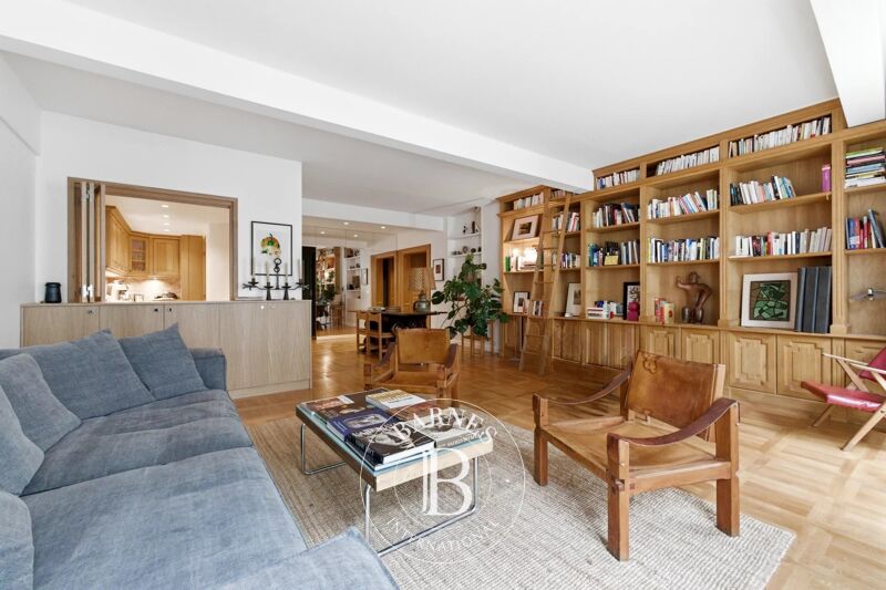 For Sale Apartment | Paris 4ème - picture 3