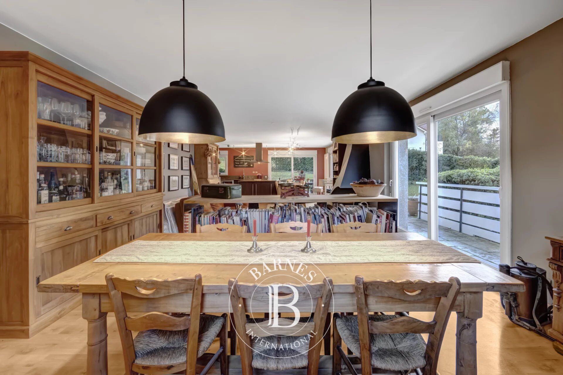 BARNES  GENEVOIS - ARCHAMPS - VILLA AVEC APPARTEMENT - picture 3