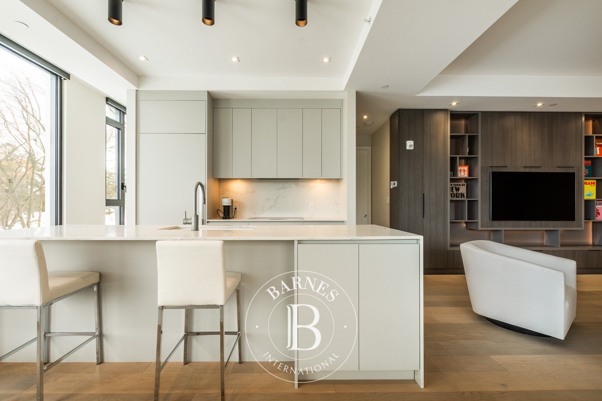 1100 Rue les Érables #204  Laval (Laval-sur-le-Lac) (Laval) - picture 1