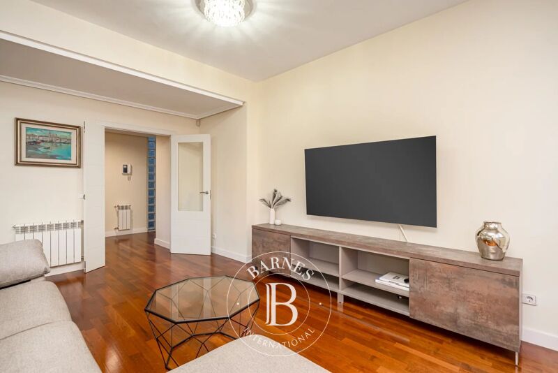 For Rent, Apartment Madrid - picture 2