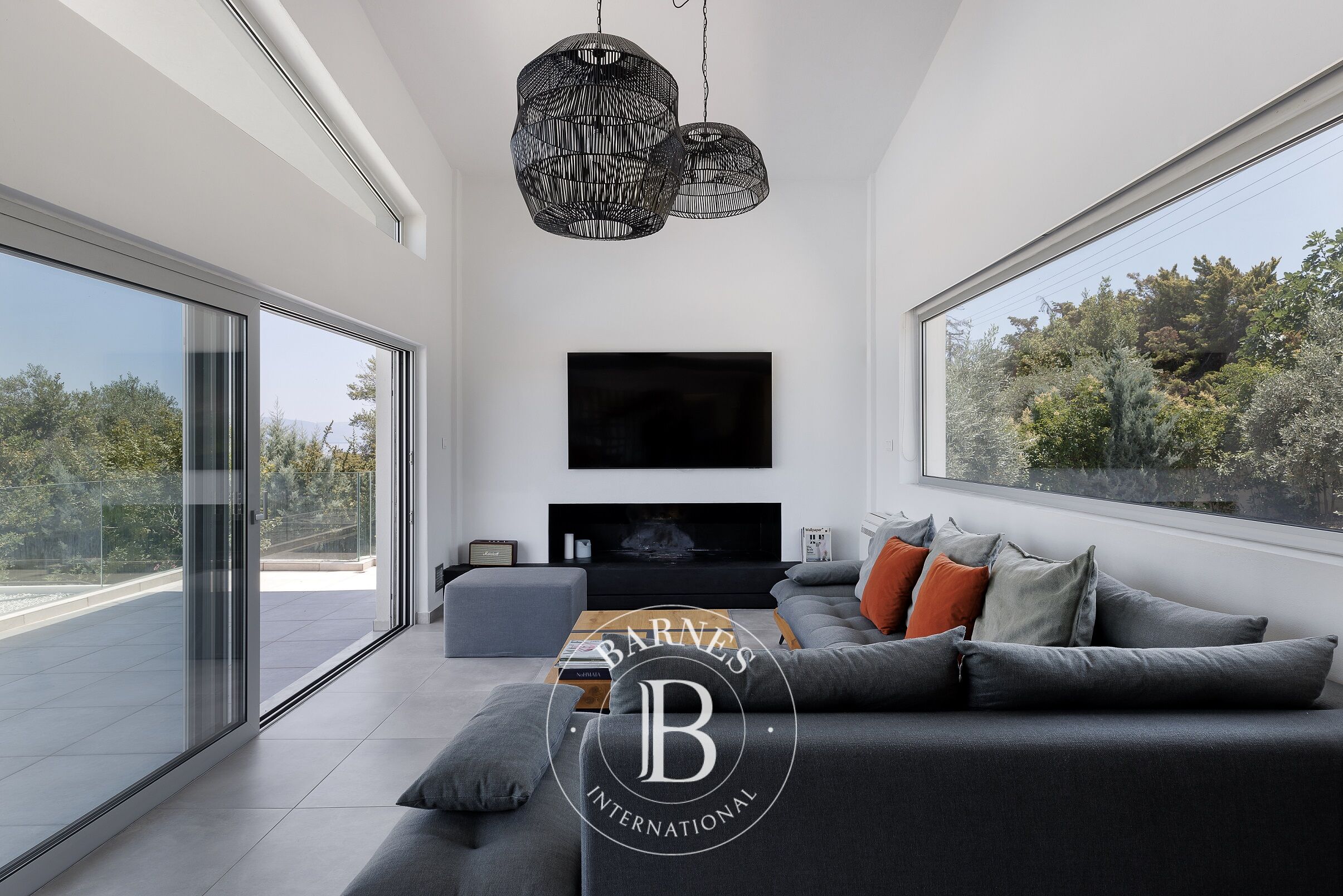 Impressive Seafront Property - Agios Konstantinos - picture 2