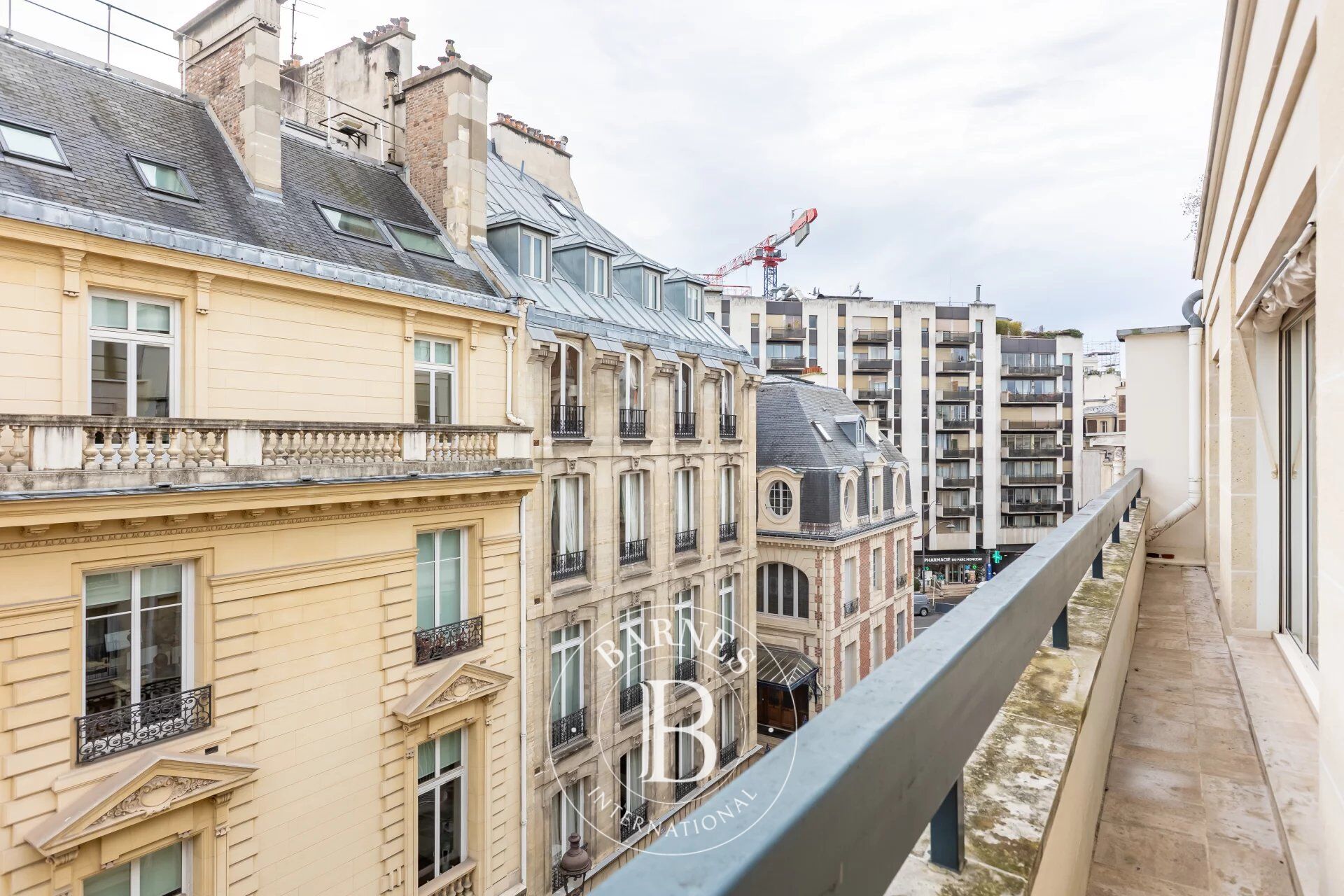 Paris 8th Arrondissement - Parc Monceau - Murillo - 2-Bedroom Apartment - Top Floor - Balconies - Parking - picture 3