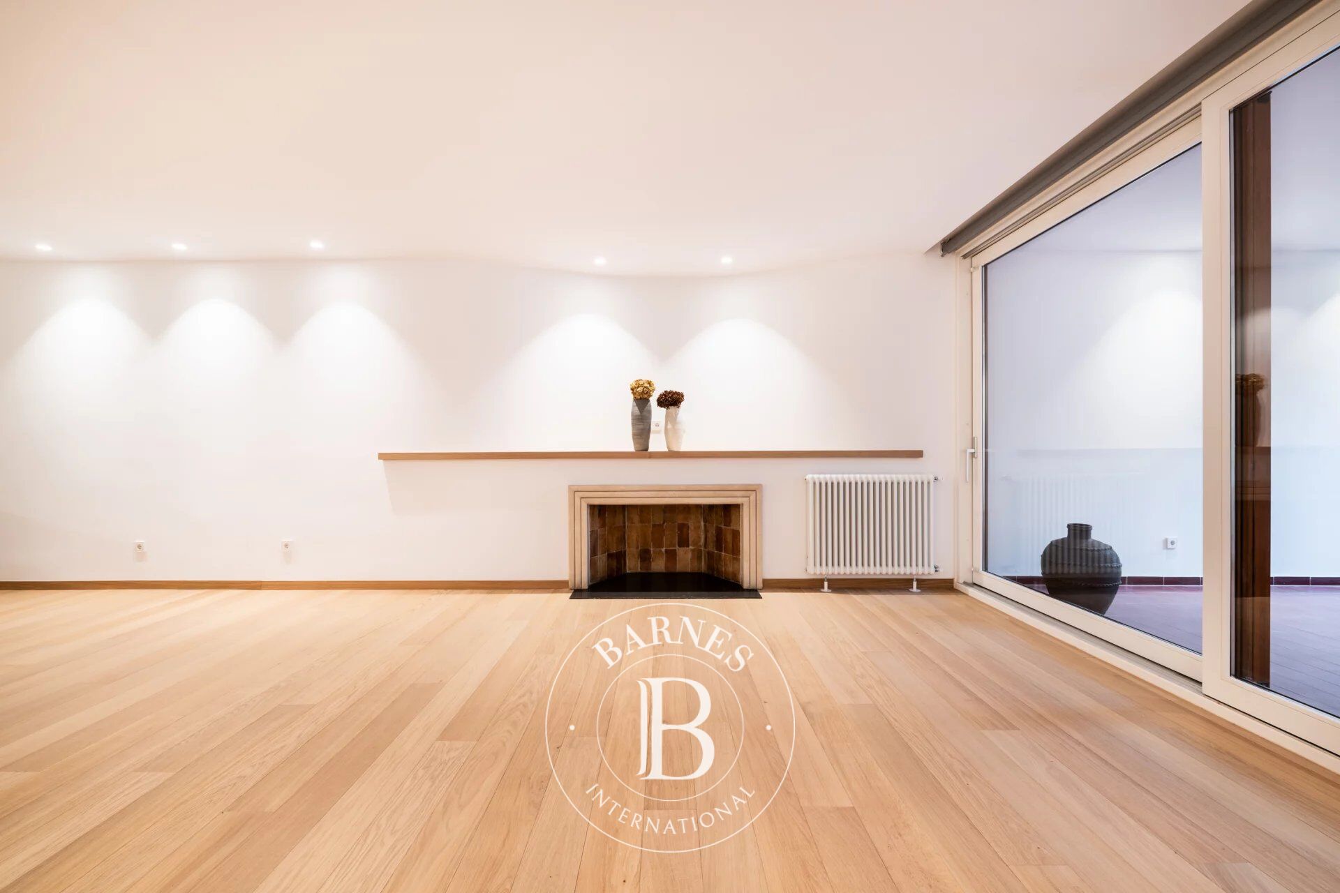 Exclusiva vivienda prime en el Edificio Girasol – Obra maestra del movimiento moderno en Madrid - picture 1