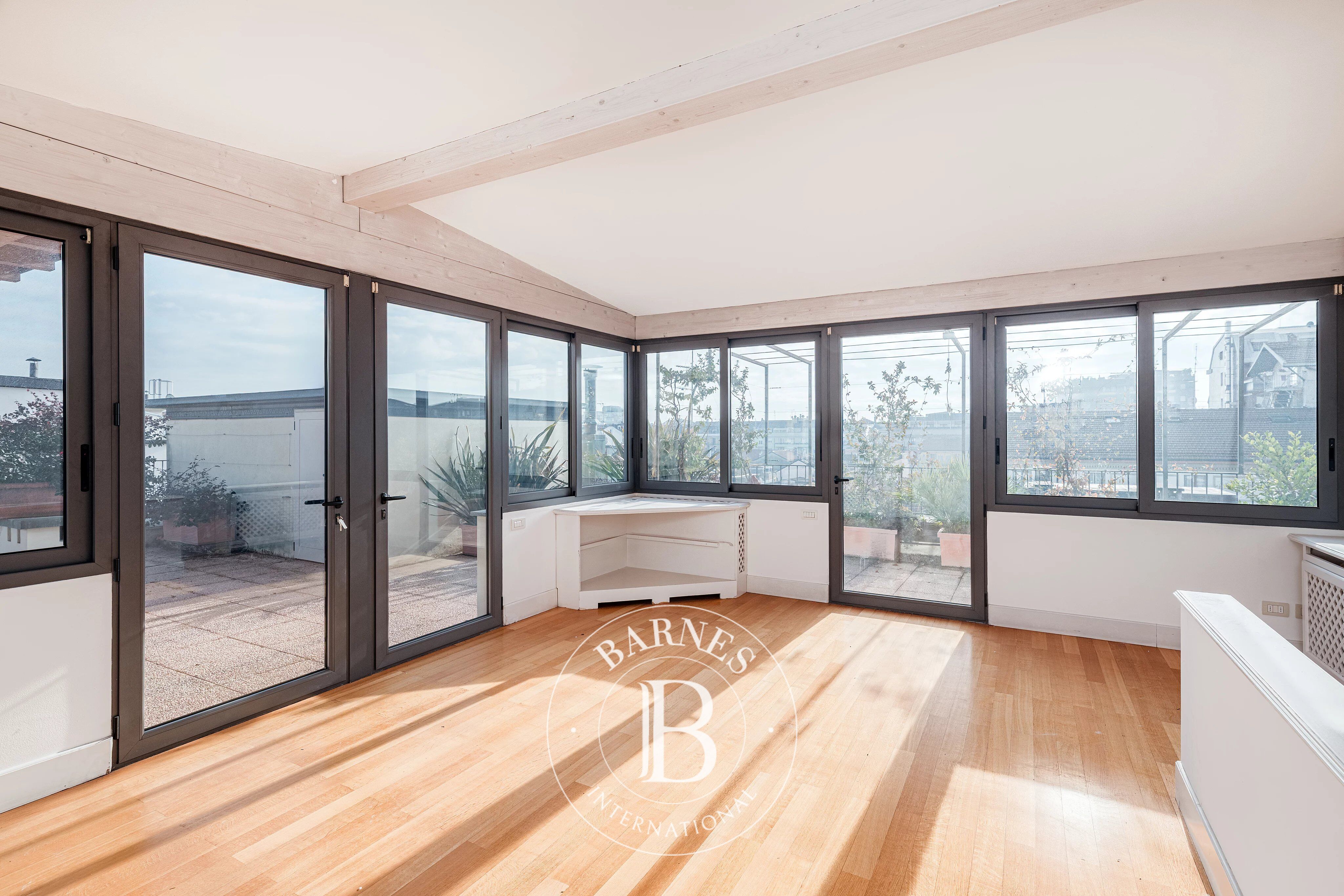 Superbe penthouse sur deux niveaux avec terrasse - picture 2