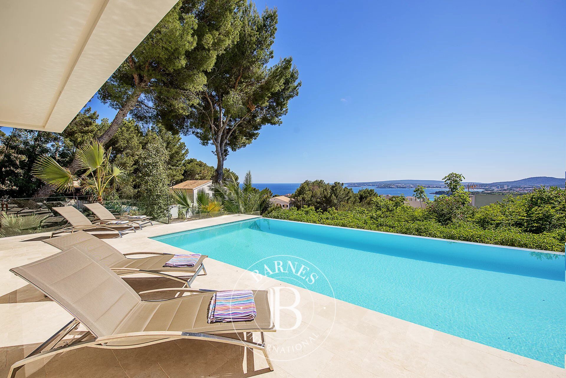 Villa de luxe à louer à Portals Nous avec vue panoramique sur la mer - picture 1