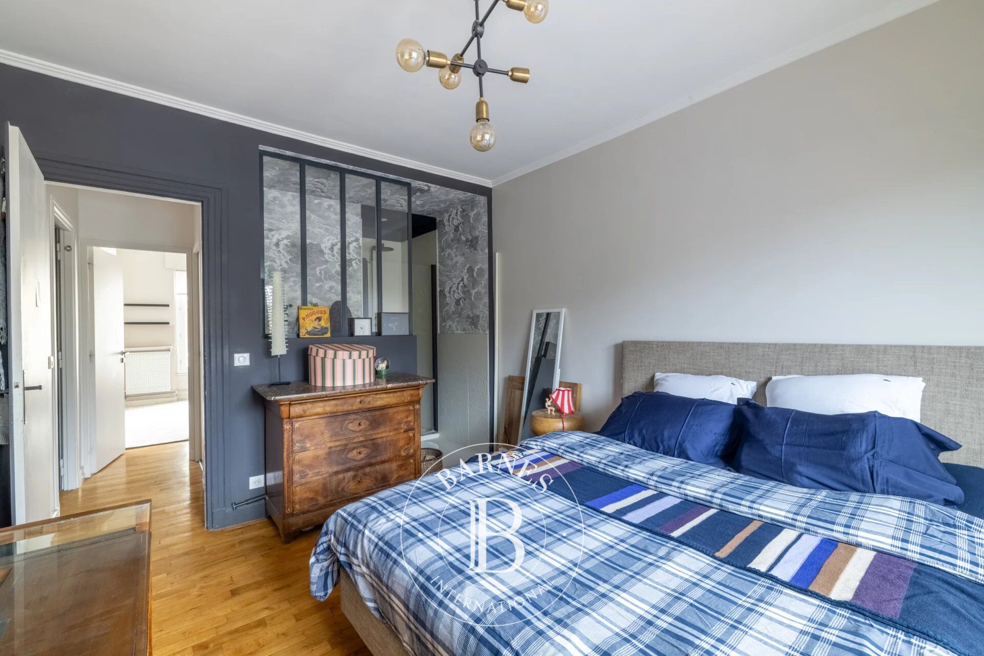 Versailles Rive Droite / Montreuil - Appartement refait à neuf -  150 m² - 4 chambres, possibilité 6 chambres - Gardien - Ascenseur - 1 cave - Parking - picture 1