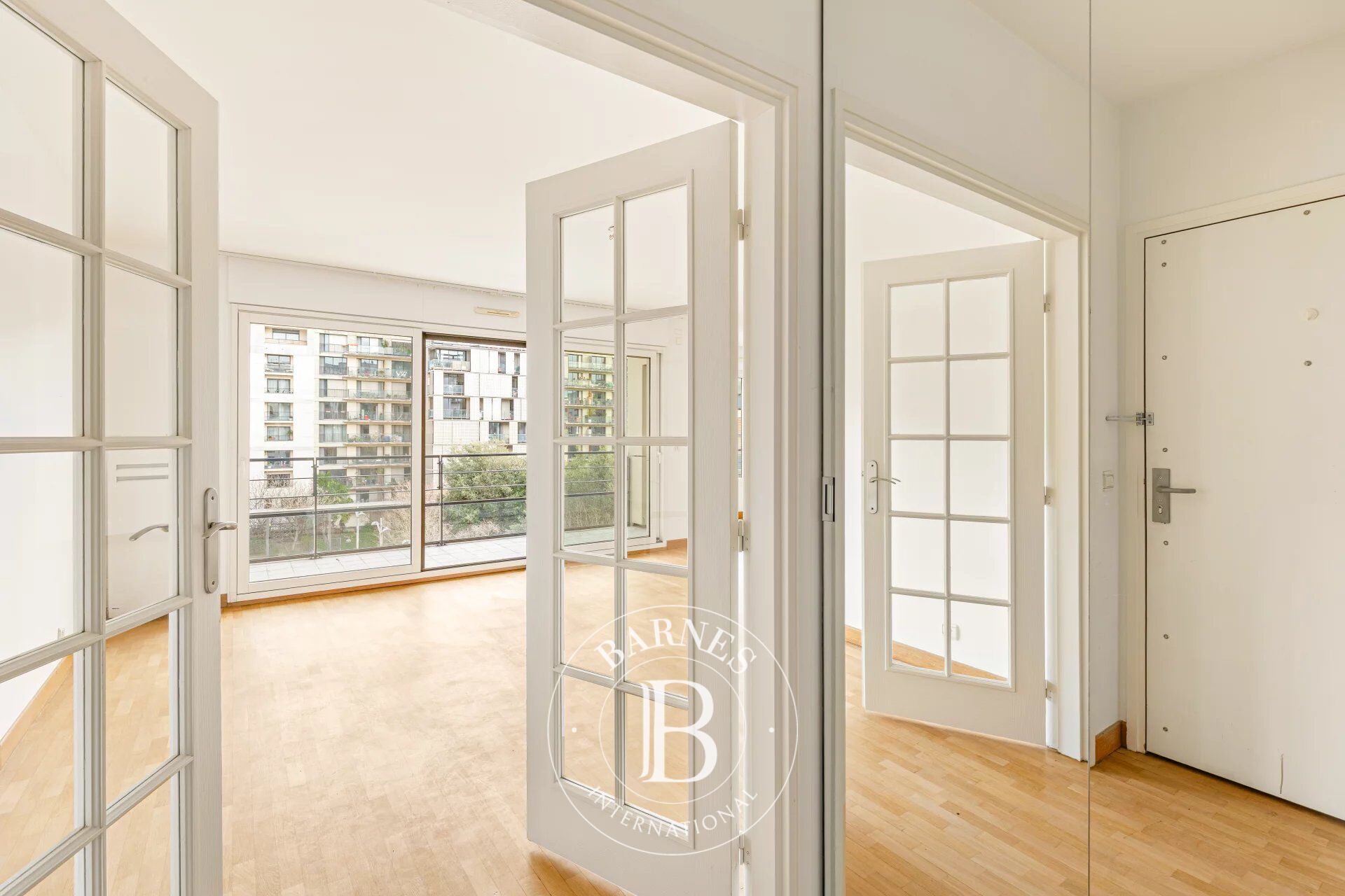 EXCLUSIVITÉ - PARIS 15 - DUPLEIX / CHAMP DE MARS - 3 CHAMBRES - TERRASSES - picture 1