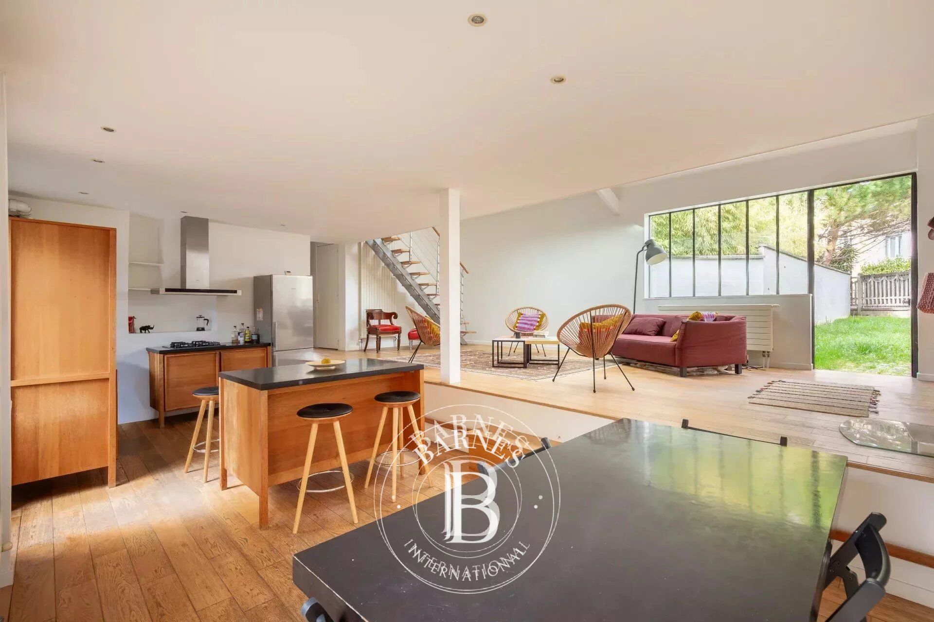 Maison loft atypique et lumineuse – Le Pecq côté Vésinet – 10 min RER A - 4 chambres et un bureau. - picture 3